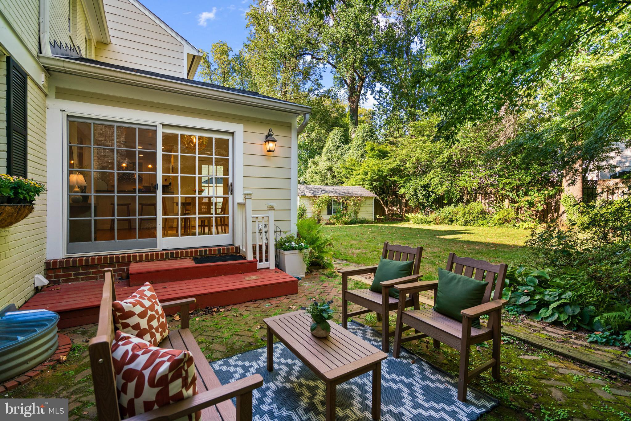 BRADLEY HILLS - Residential