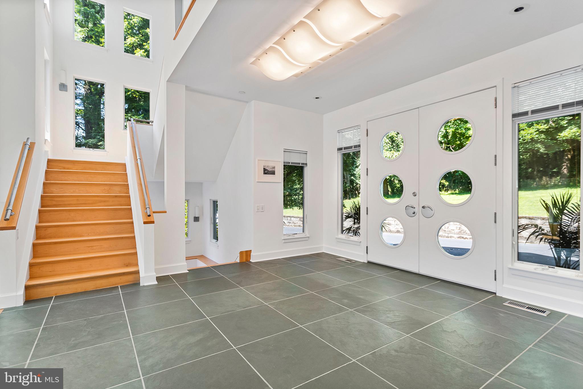 CRYSTAL FOREST - Residential