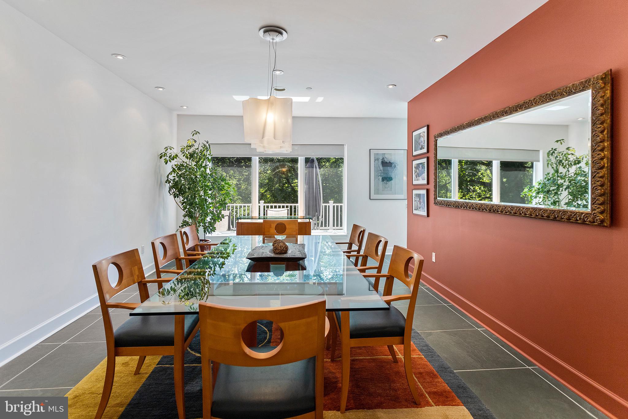 CRYSTAL FOREST - Residential