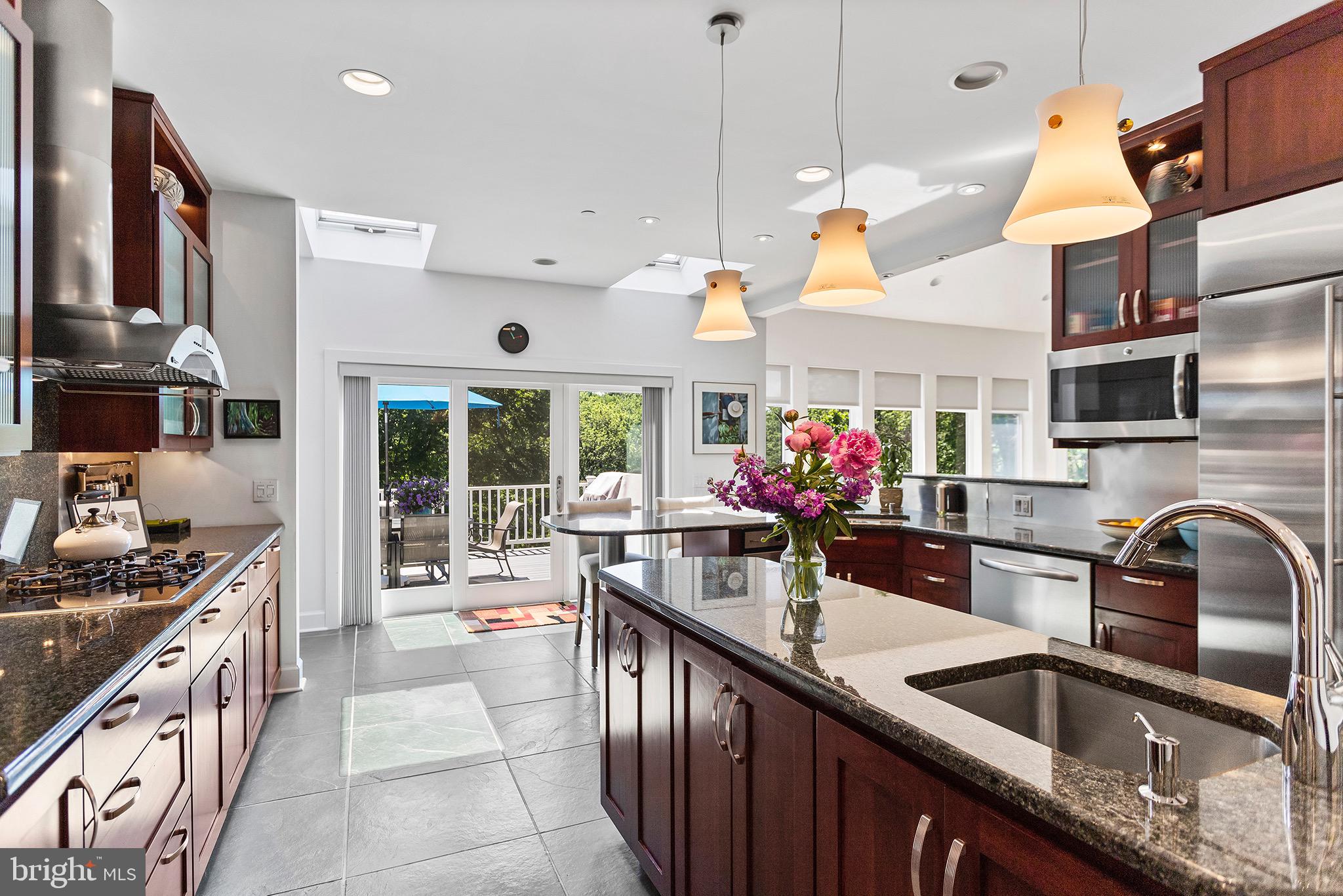 CRYSTAL FOREST - Residential