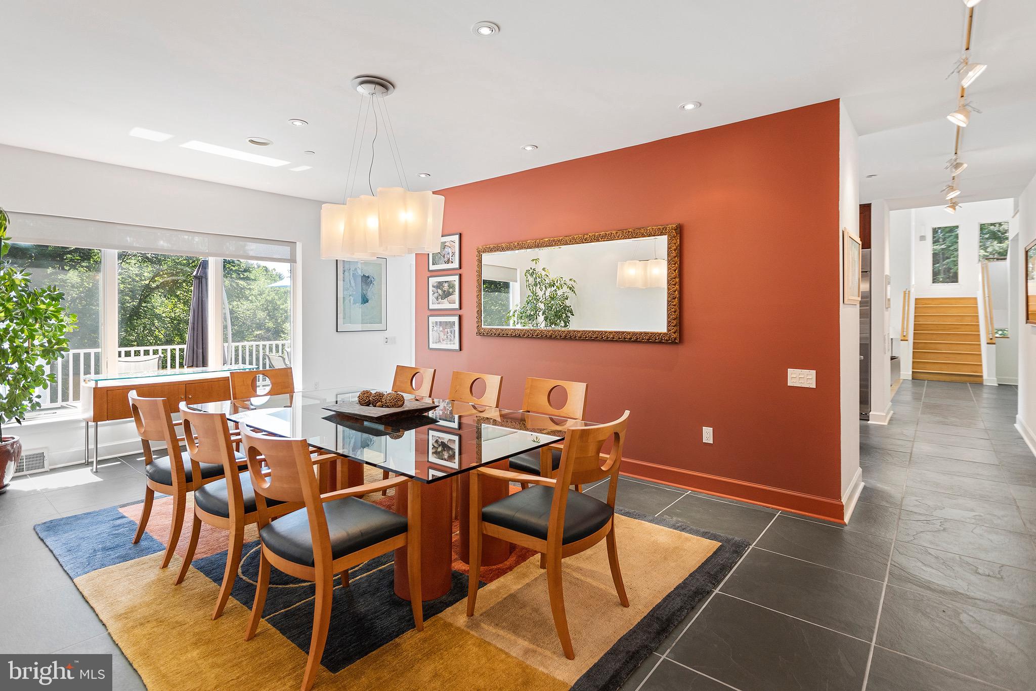 CRYSTAL FOREST - Residential