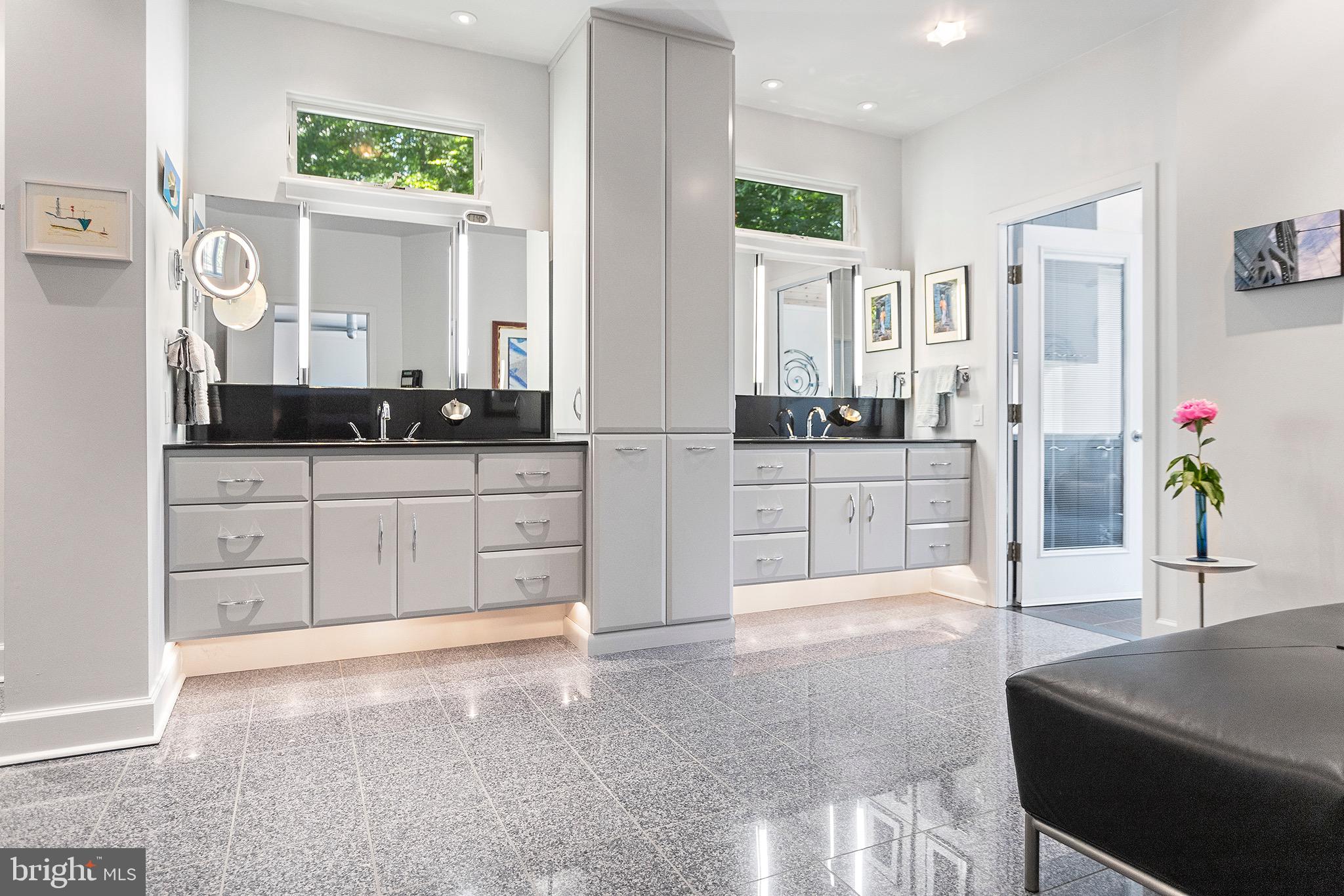 CRYSTAL FOREST - Residential