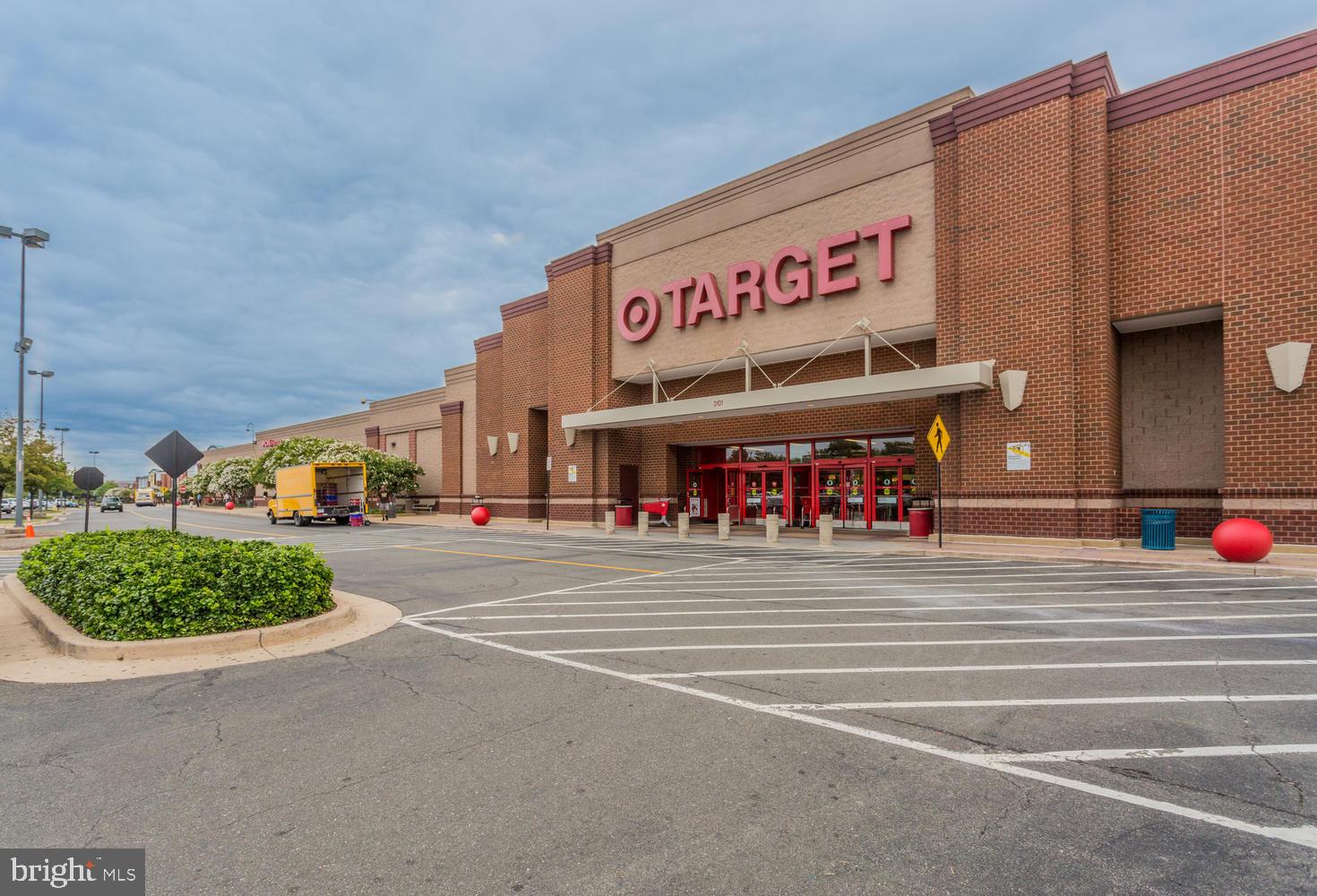 POTOMAC YARD - Residential