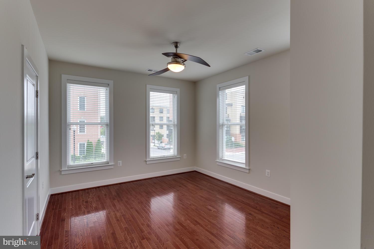 POTOMAC YARD - Residential