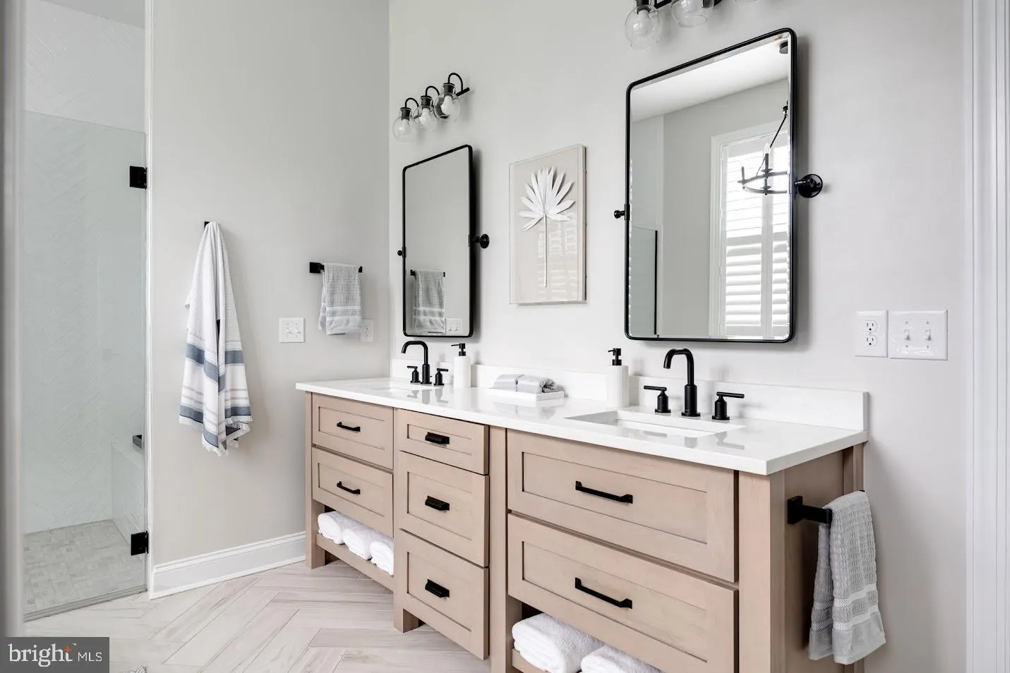 Milton, Delaware 19968, United States, 4 Bedrooms Bedrooms, ,5 BathroomsBathrooms,Residential,Coming Soon,164344