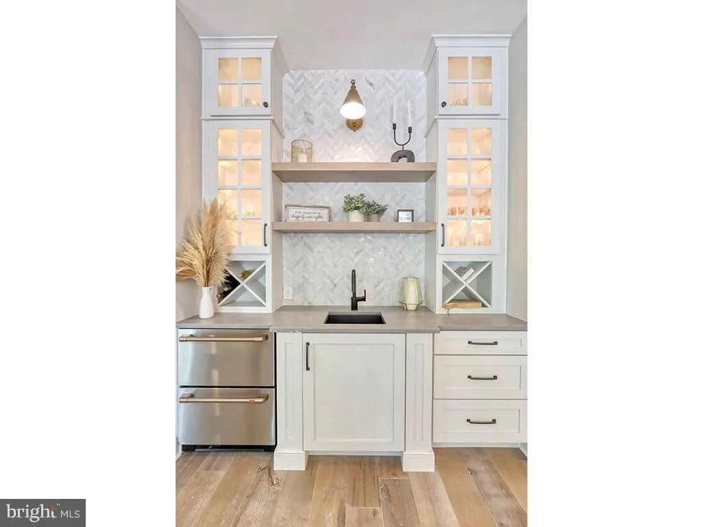 Milton, Delaware 19968, United States, 4 Bedrooms Bedrooms, ,5 BathroomsBathrooms,Residential,Coming Soon,164344