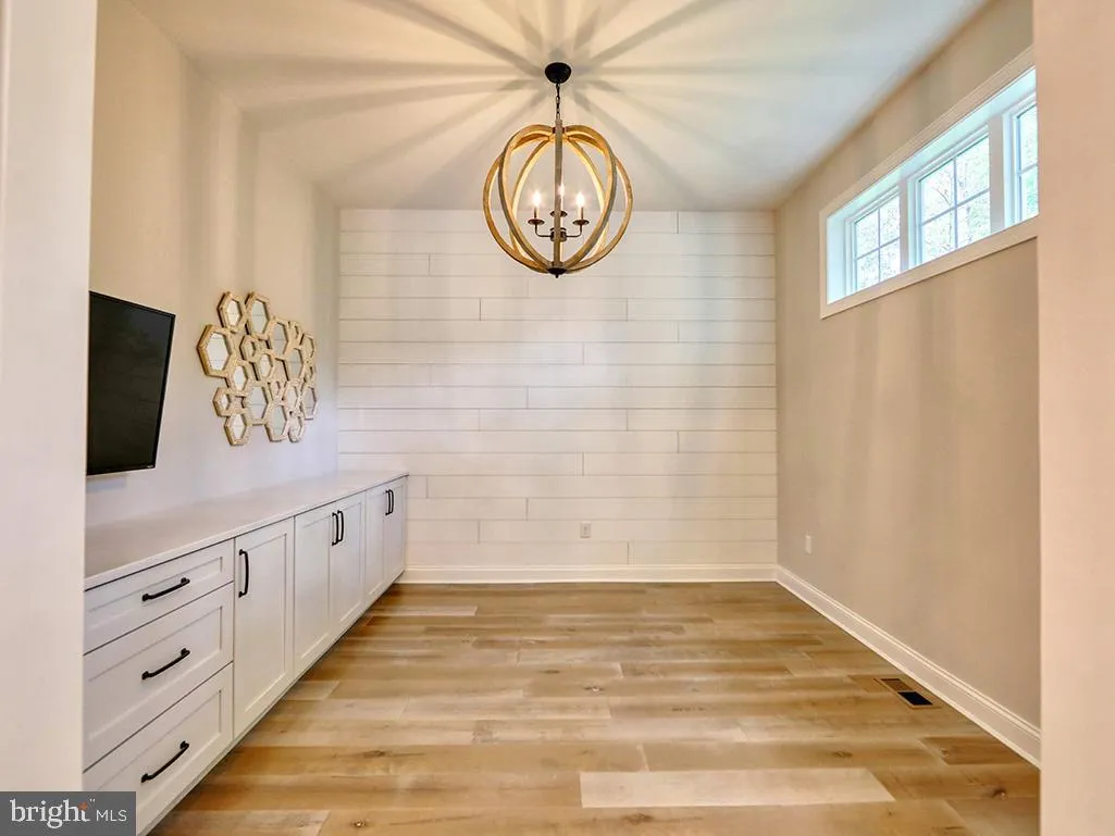 Milton, Delaware 19968, United States, 4 Bedrooms Bedrooms, ,5 BathroomsBathrooms,Residential,Coming Soon,164344