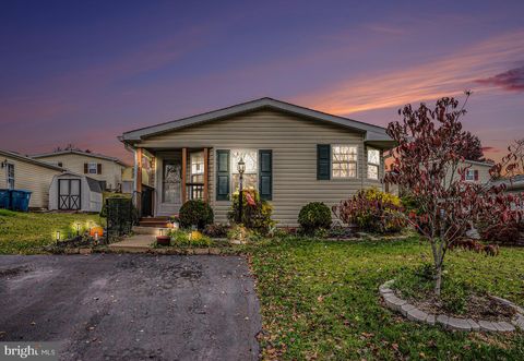 28 JUNIPER COURT E HARLEYSVILLE PA 19438