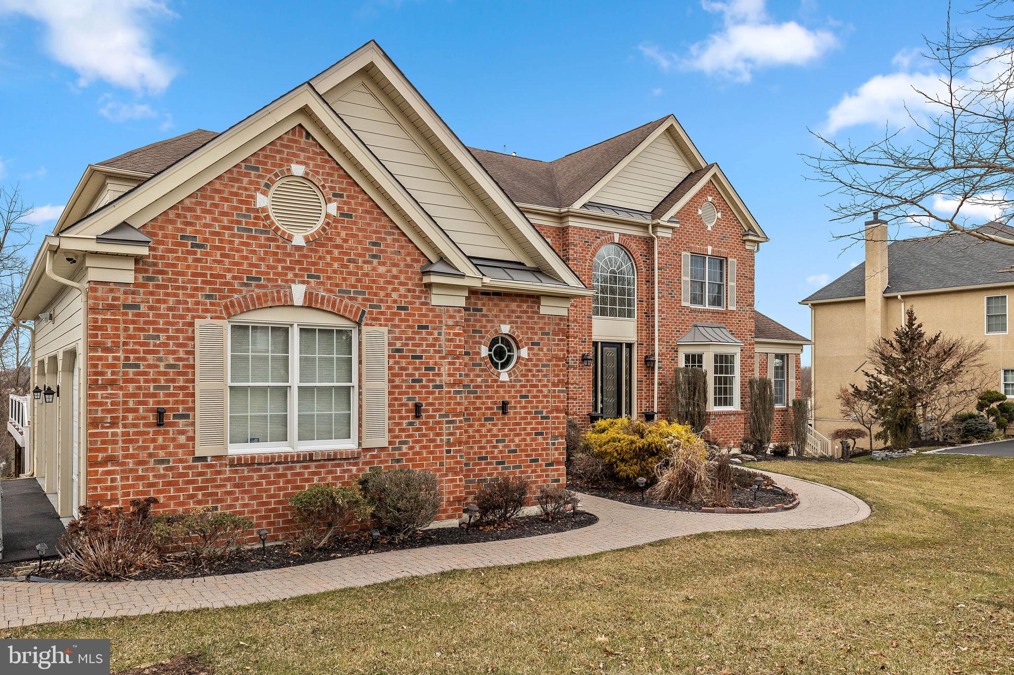 TALL TREES AT THOR - Residential