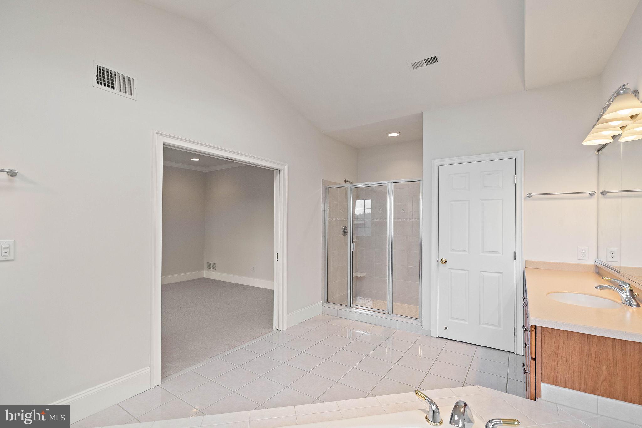 TALL TREES AT THOR - Residential