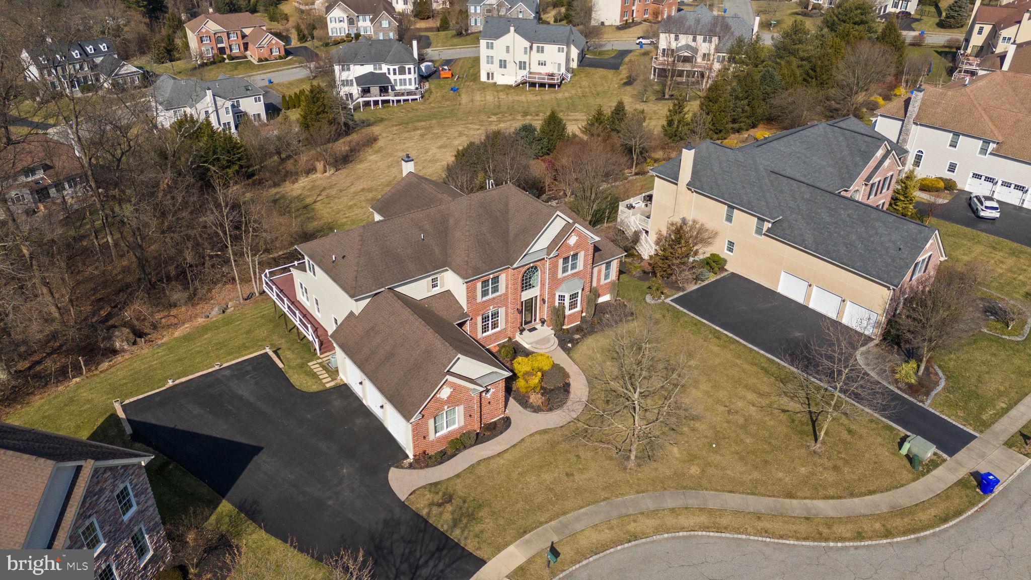 TALL TREES AT THOR - Residential