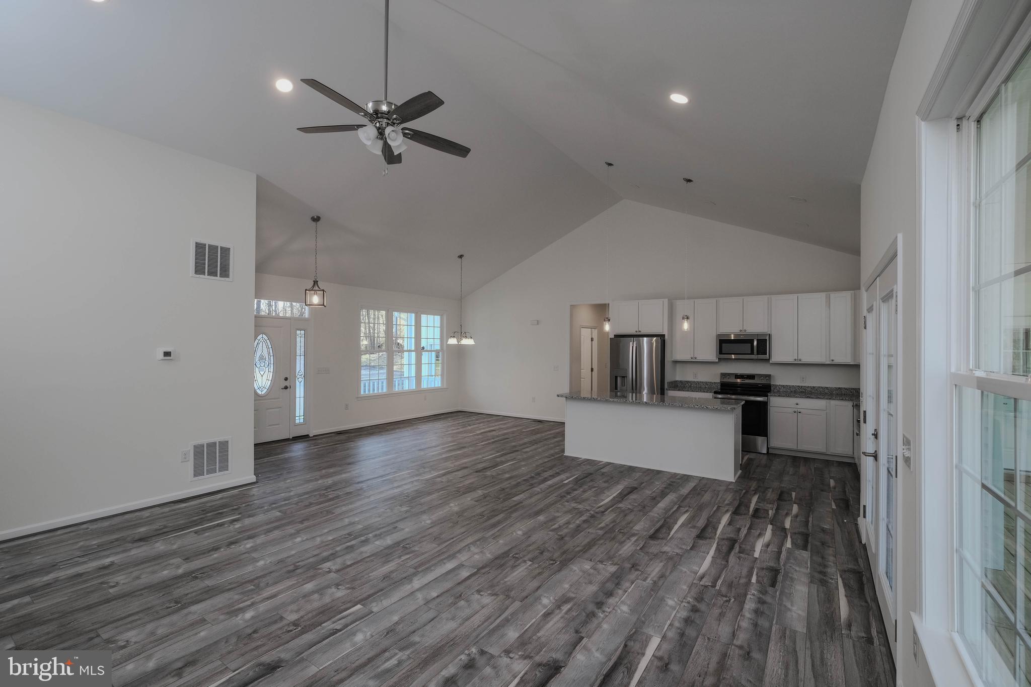 GREEN HILL FOREST - Residential