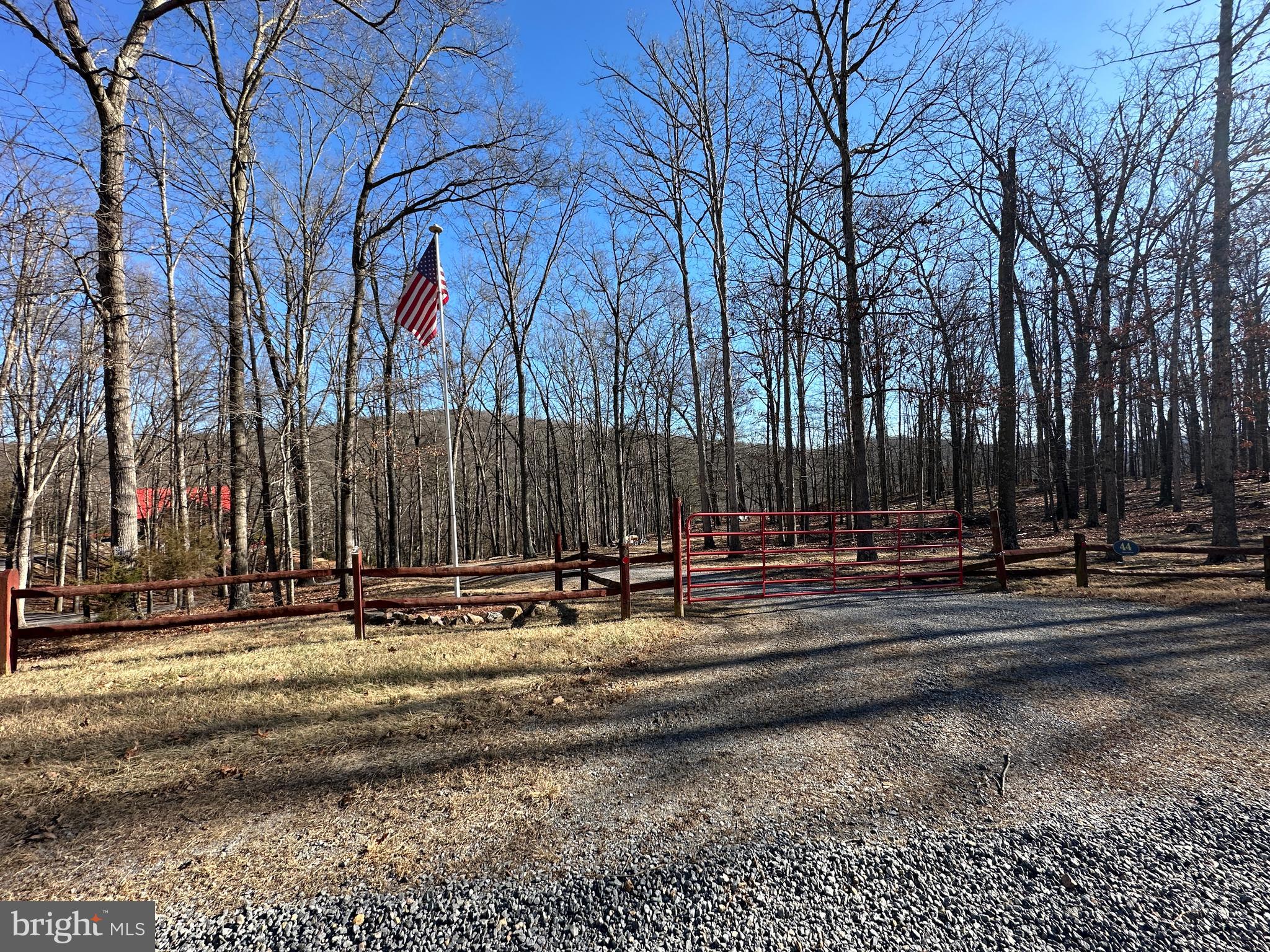 TROUT PASS - Residential