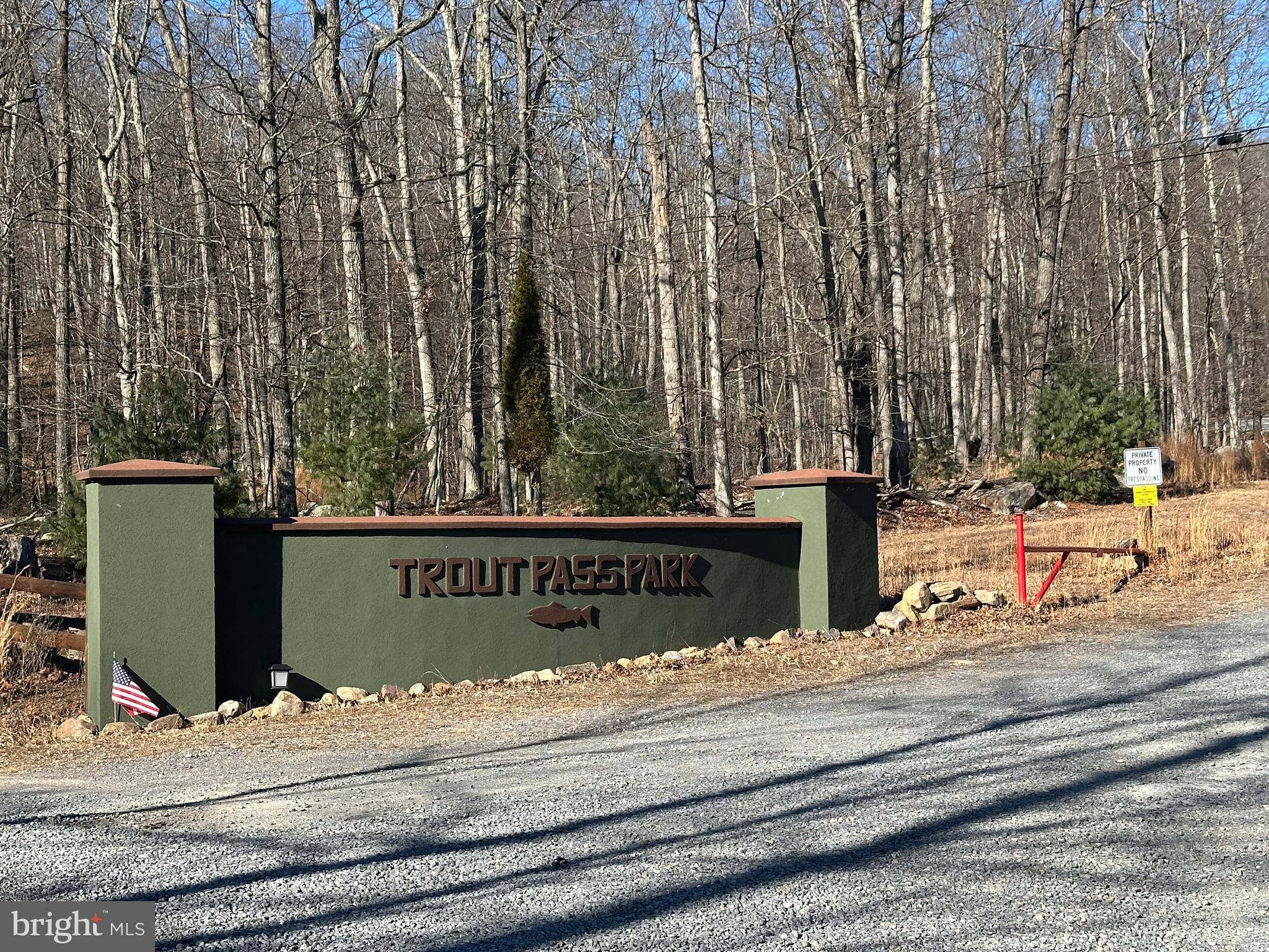 TROUT PASS - Residential