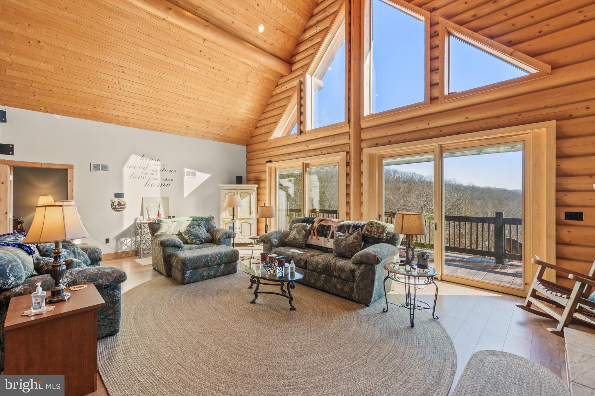 TROUT PASS - Residential