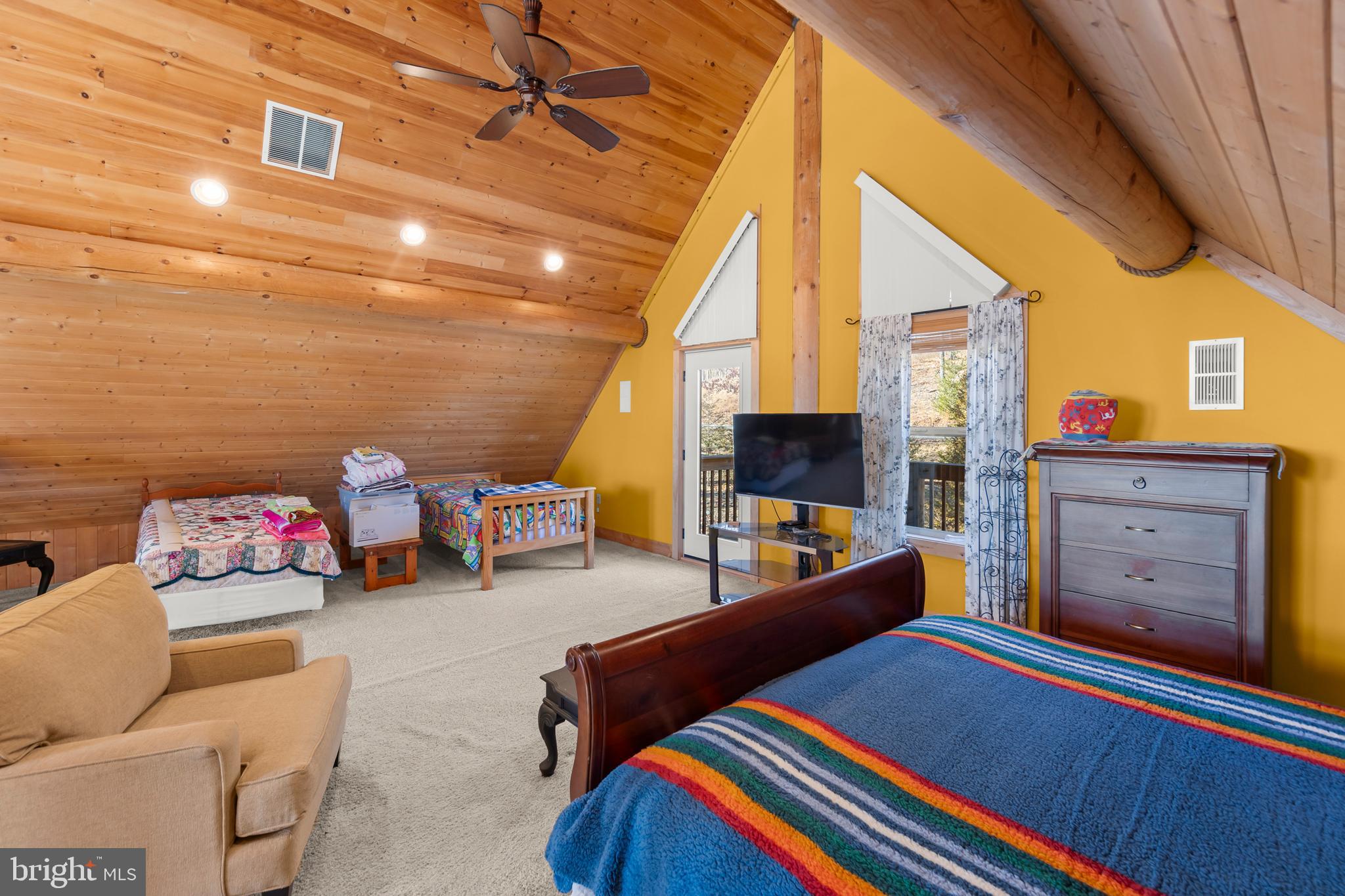 TROUT PASS - Residential