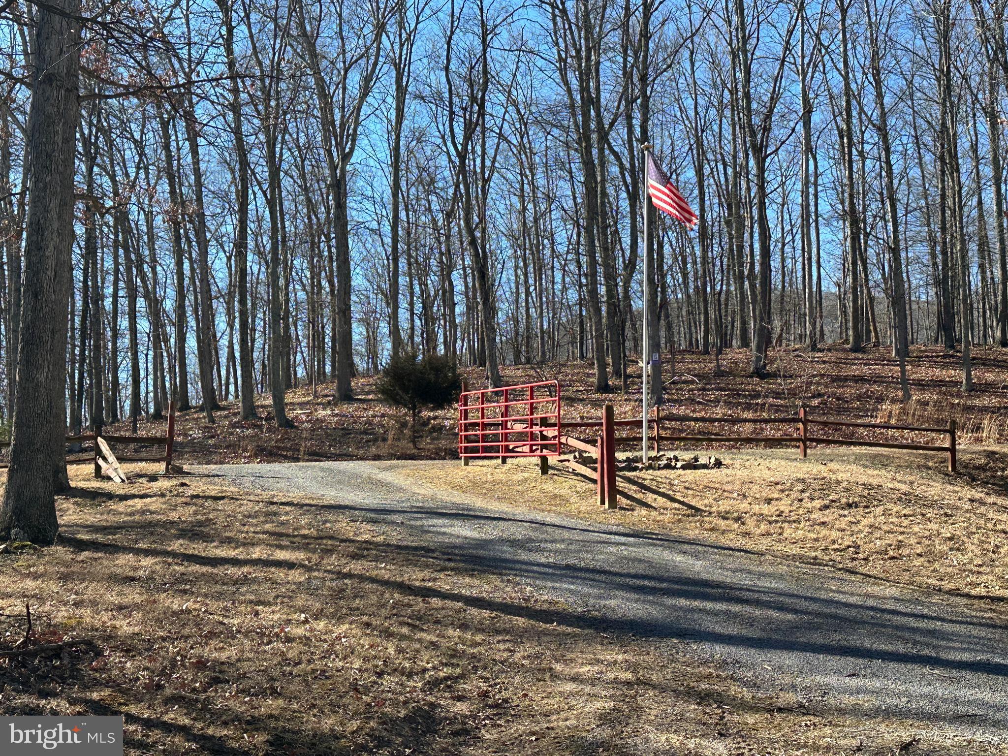 TROUT PASS - Residential