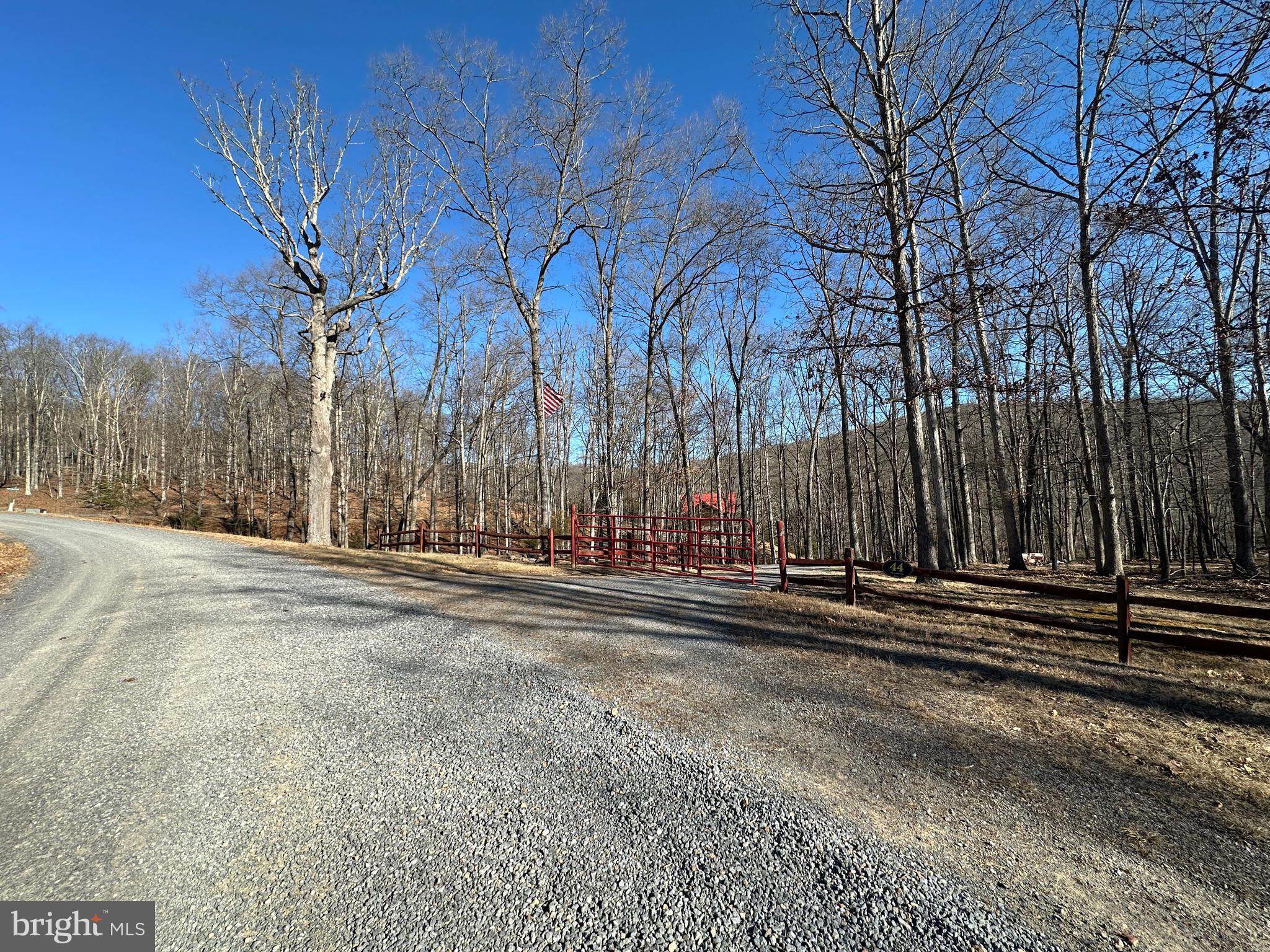 TROUT PASS - Residential
