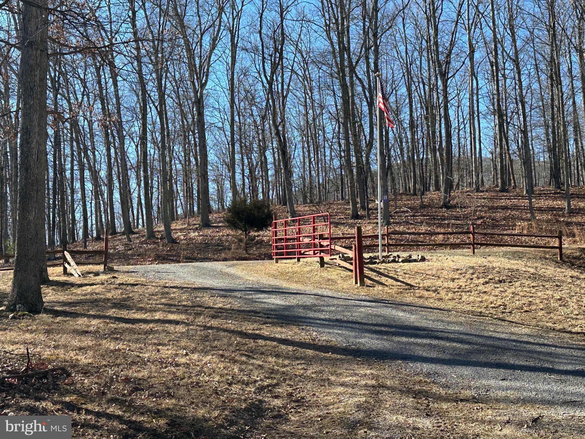 TROUT PASS - Residential