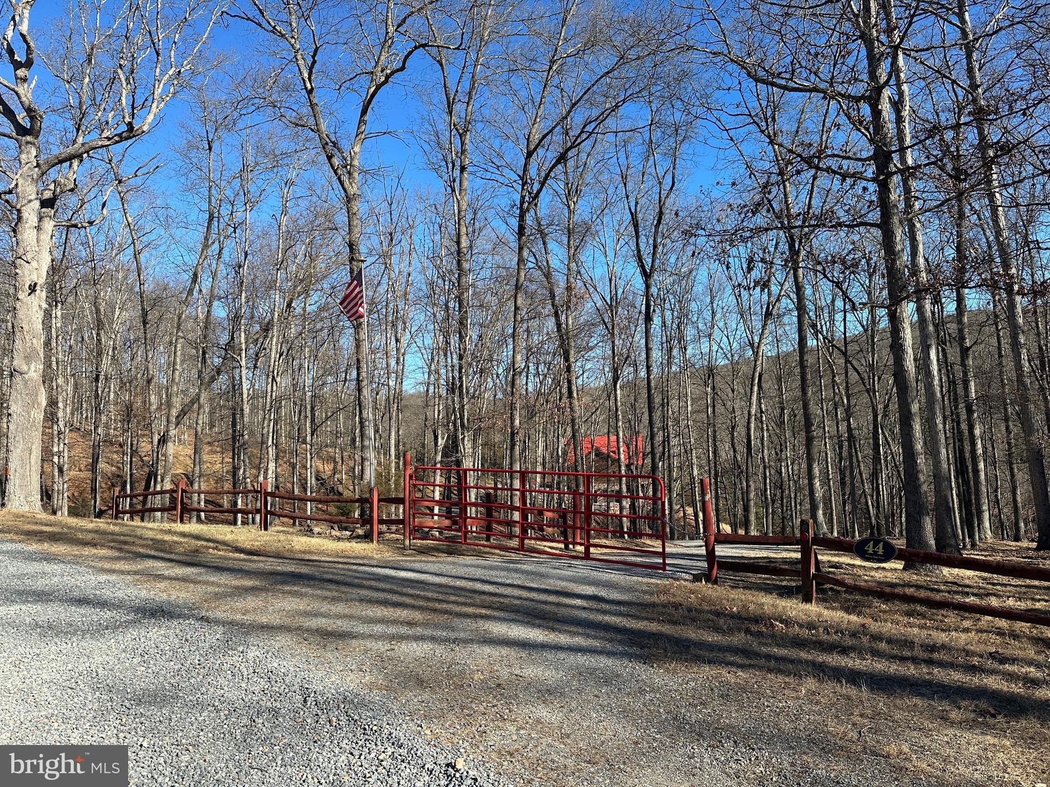 TROUT PASS - Residential