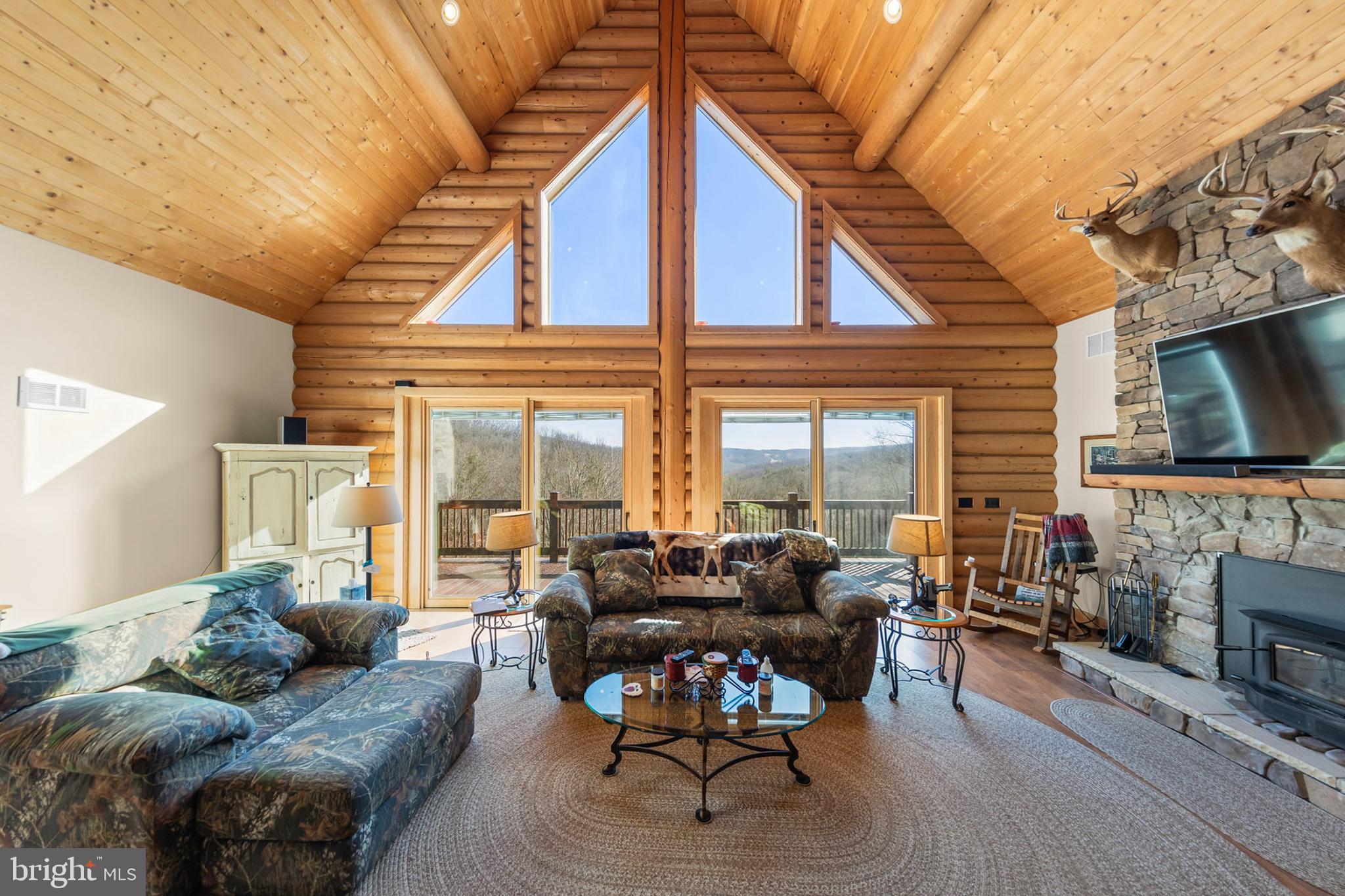 TROUT PASS - Residential