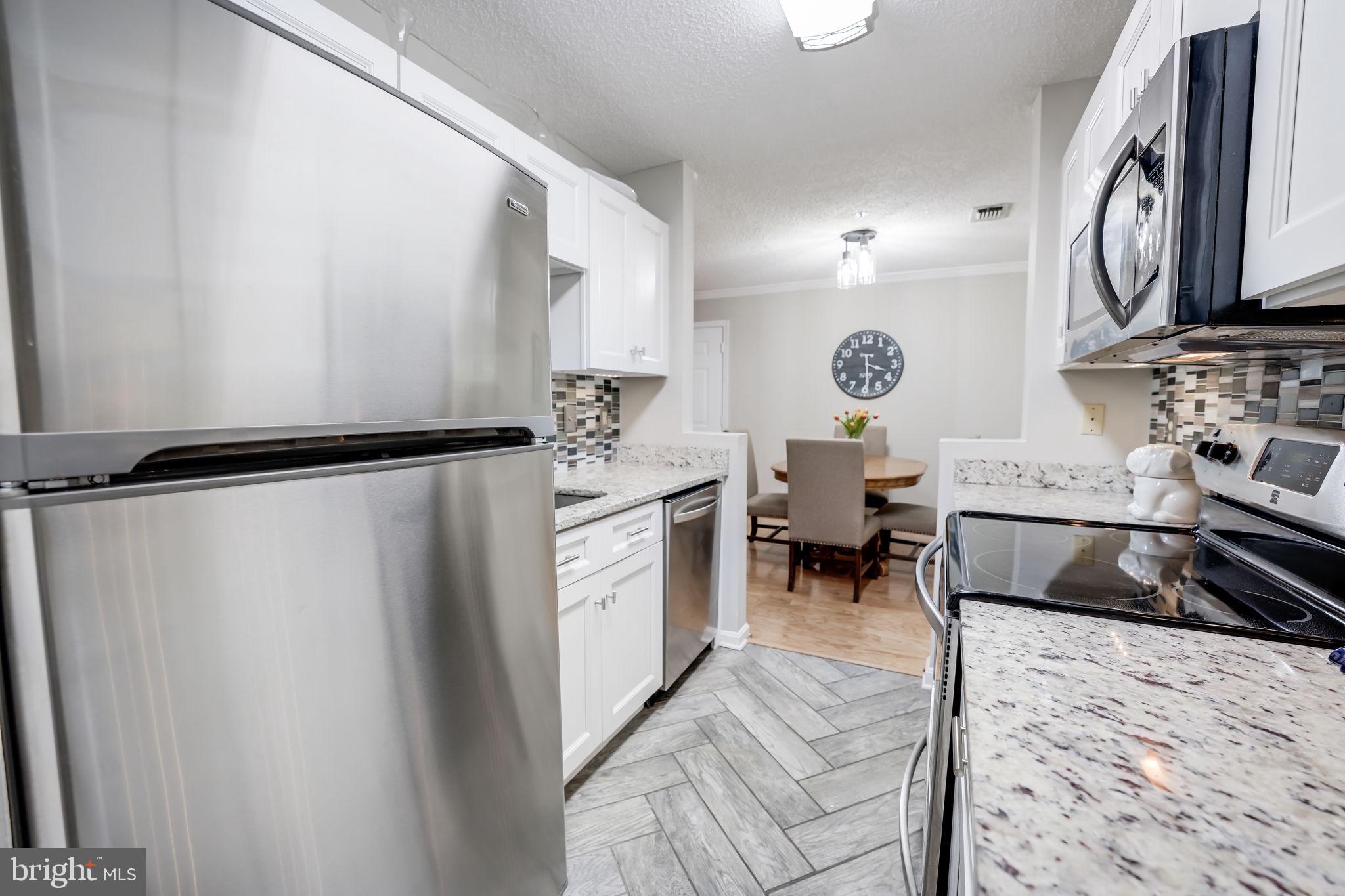 HILLWOOD - Residential