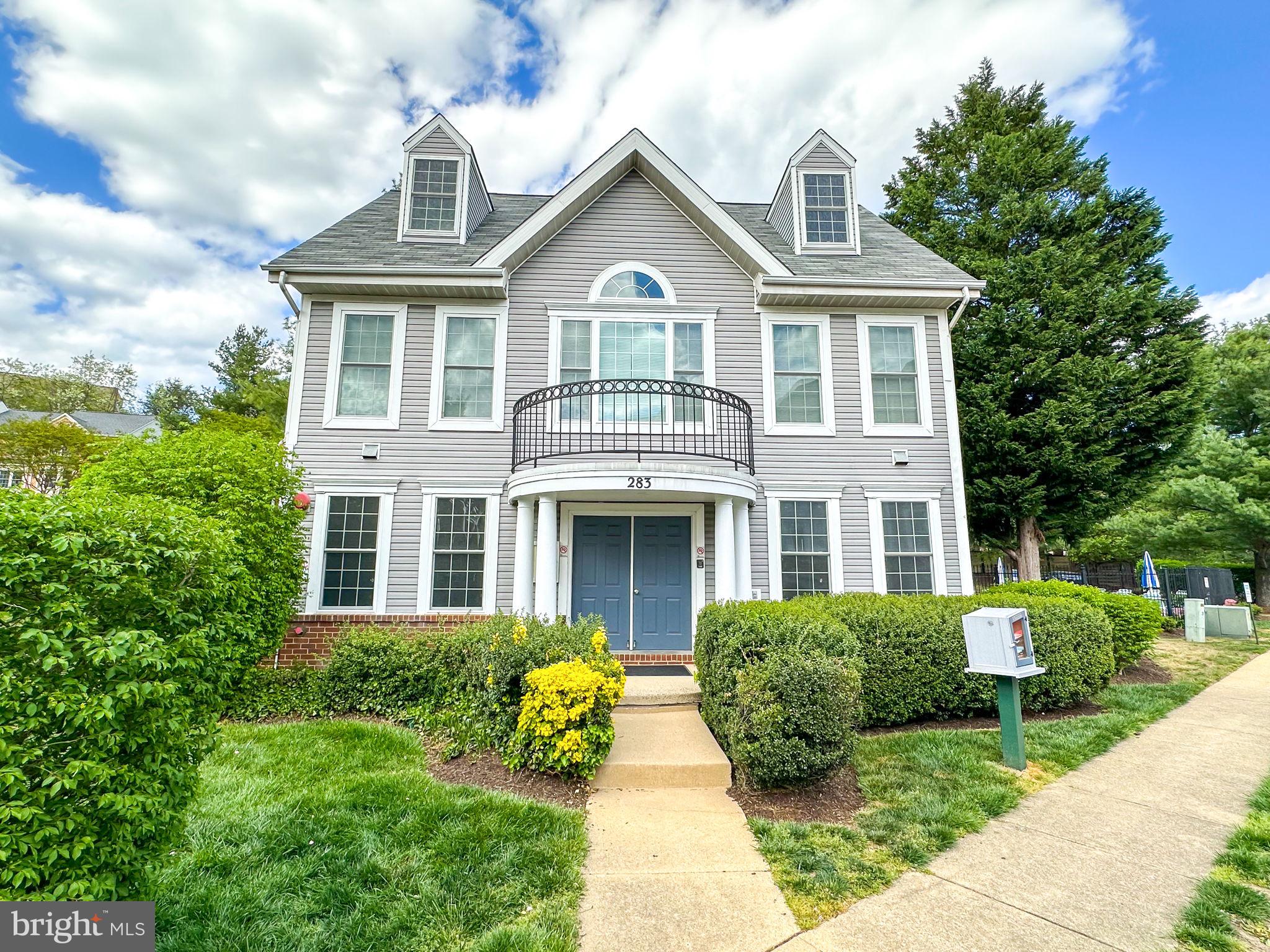 HILLWOOD - Residential