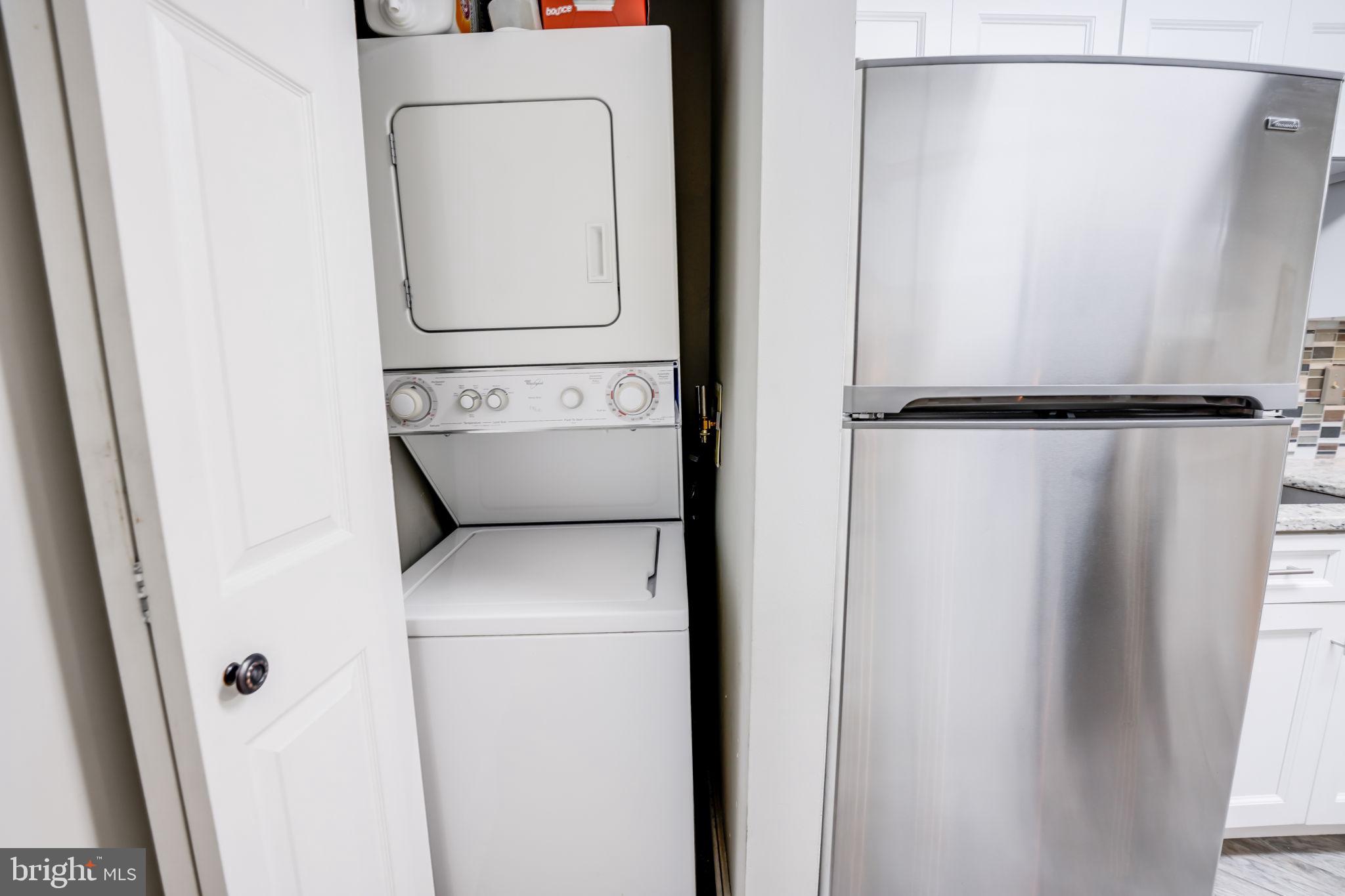 HILLWOOD - Residential