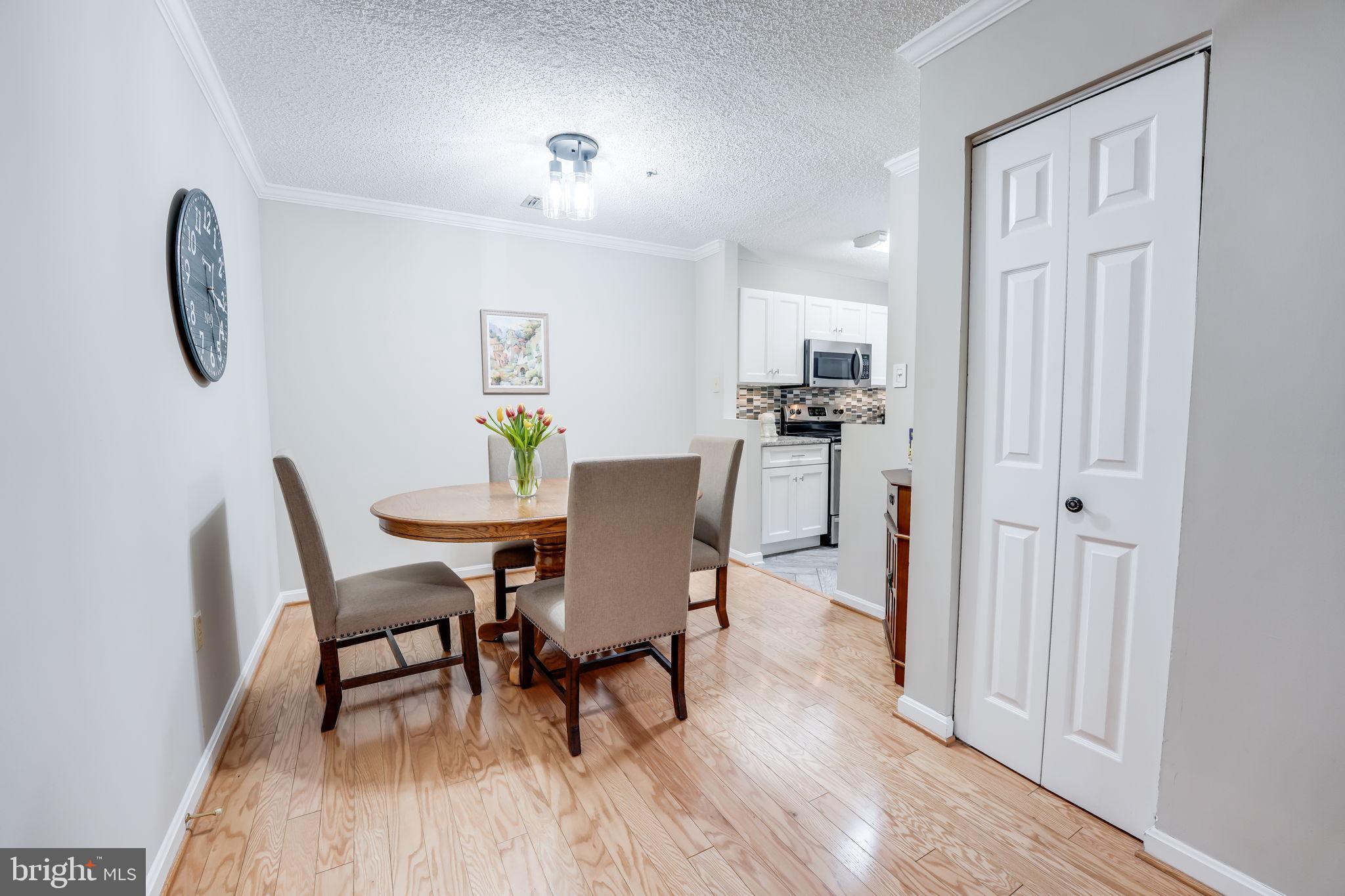 HILLWOOD - Residential