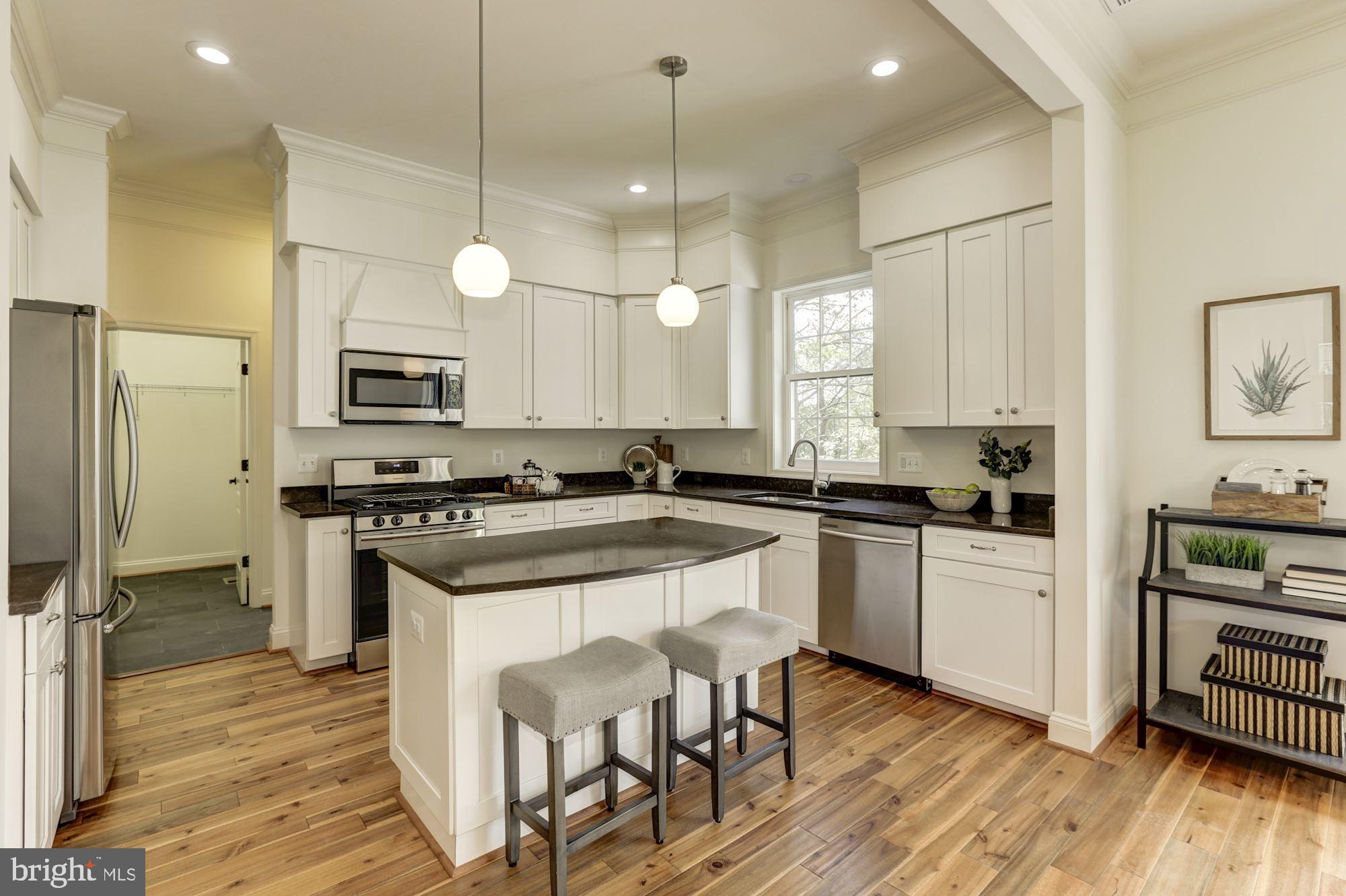 ALDIE ROAD - Residential