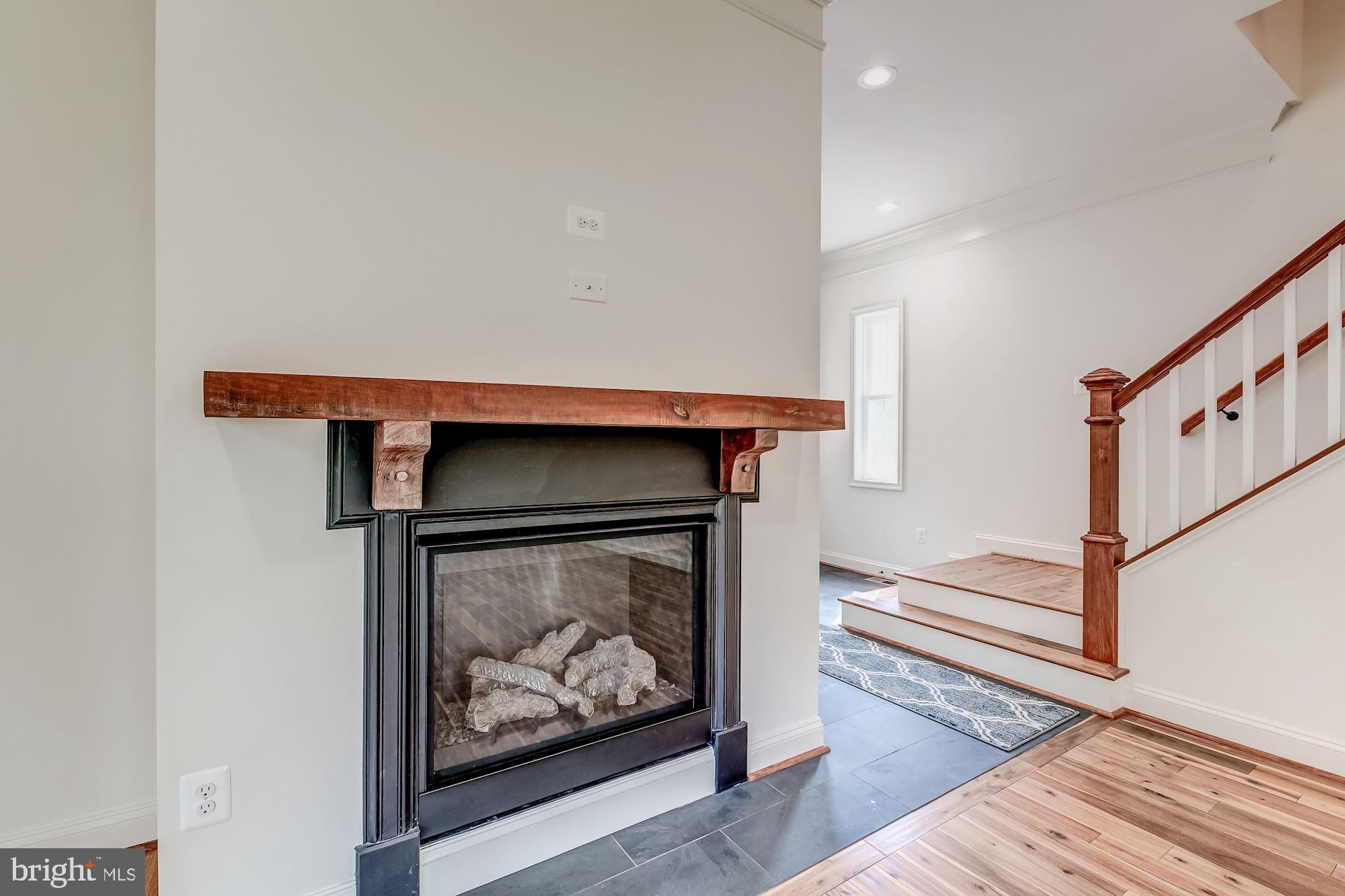 ALDIE ROAD - Residential