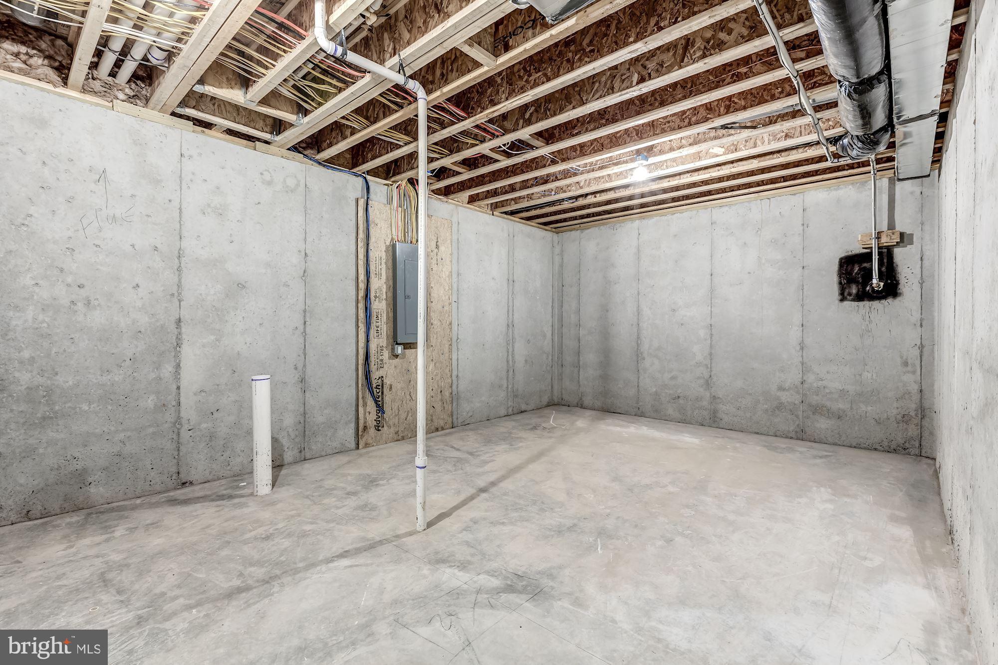 ALDIE ROAD - Residential