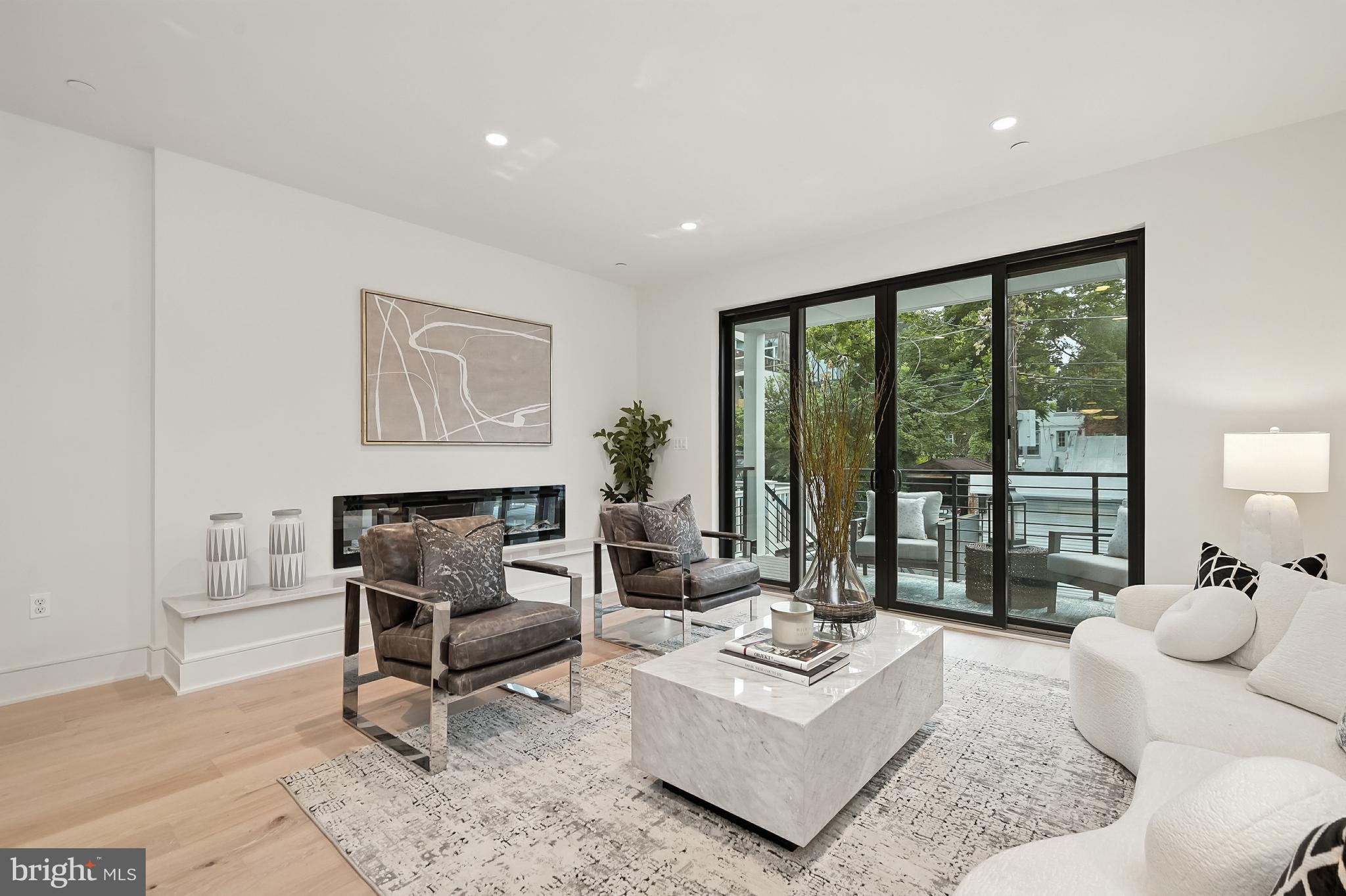 BURLEITH - Residential