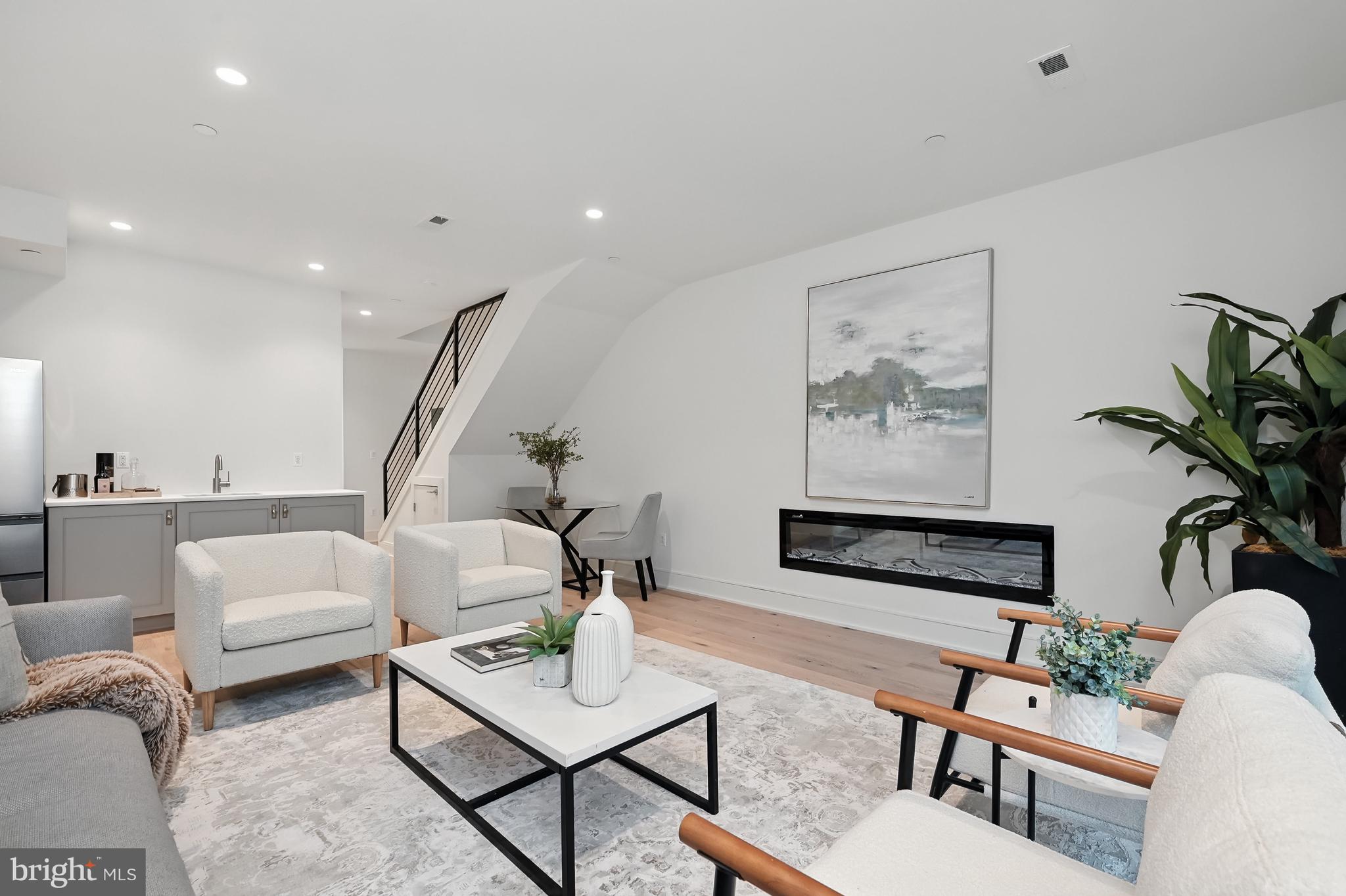 BURLEITH - Residential