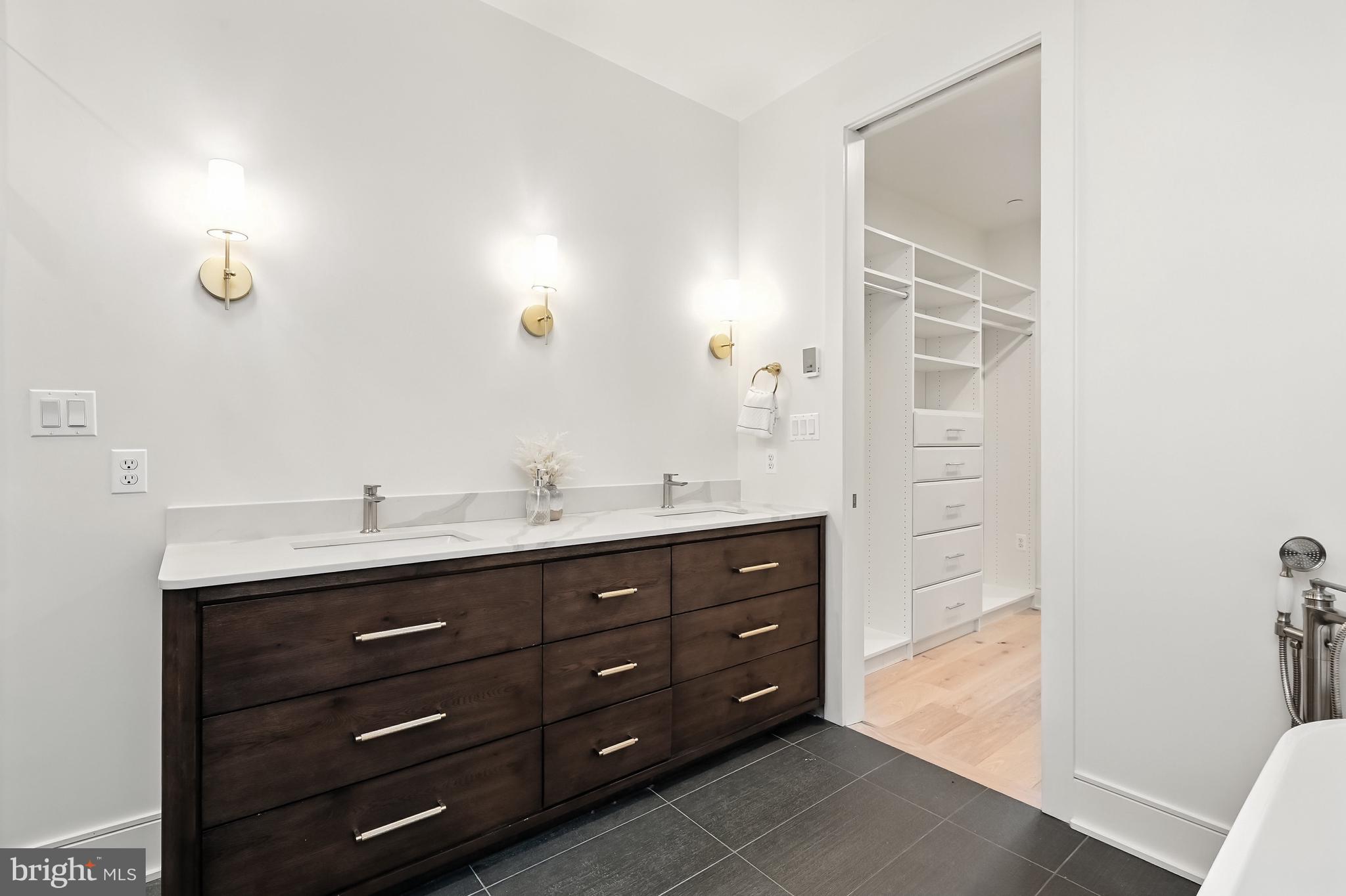 BURLEITH - Residential