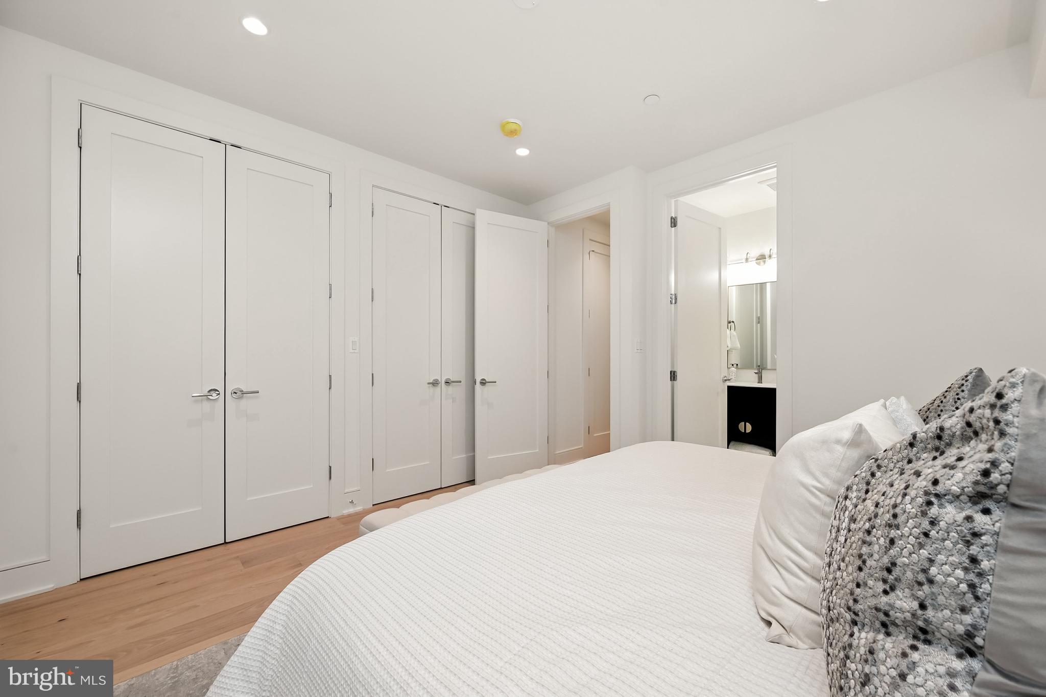 BURLEITH - Residential