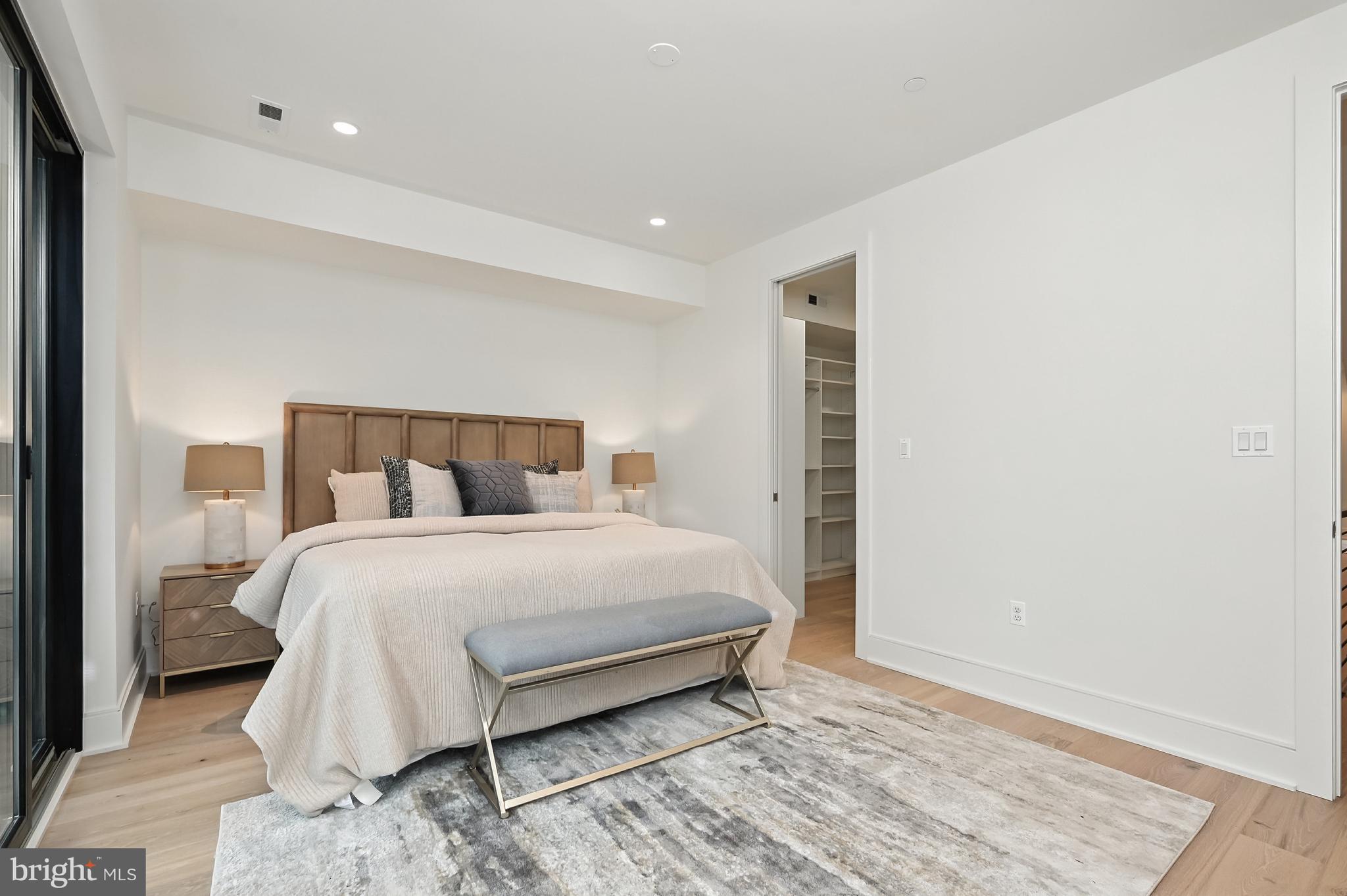 BURLEITH - Residential