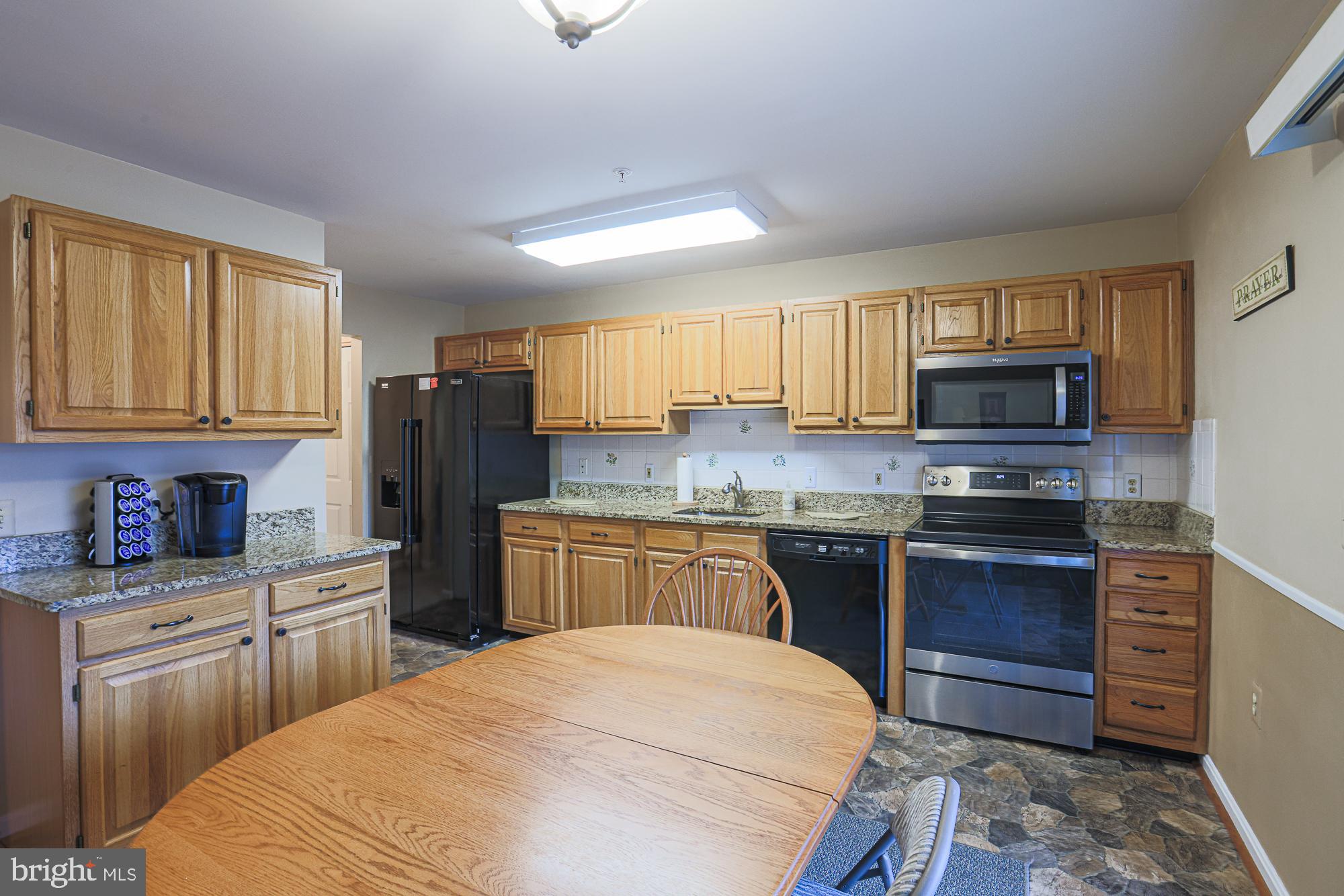 PERRY BROOK CONDOMINIUMS - Residential