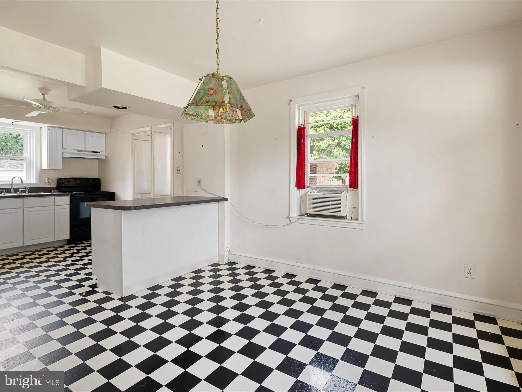 Wilmington, Delaware 19805, United States, 2 Bedrooms Bedrooms, ,2 BathroomsBathrooms,Residential,Coming Soon,176575