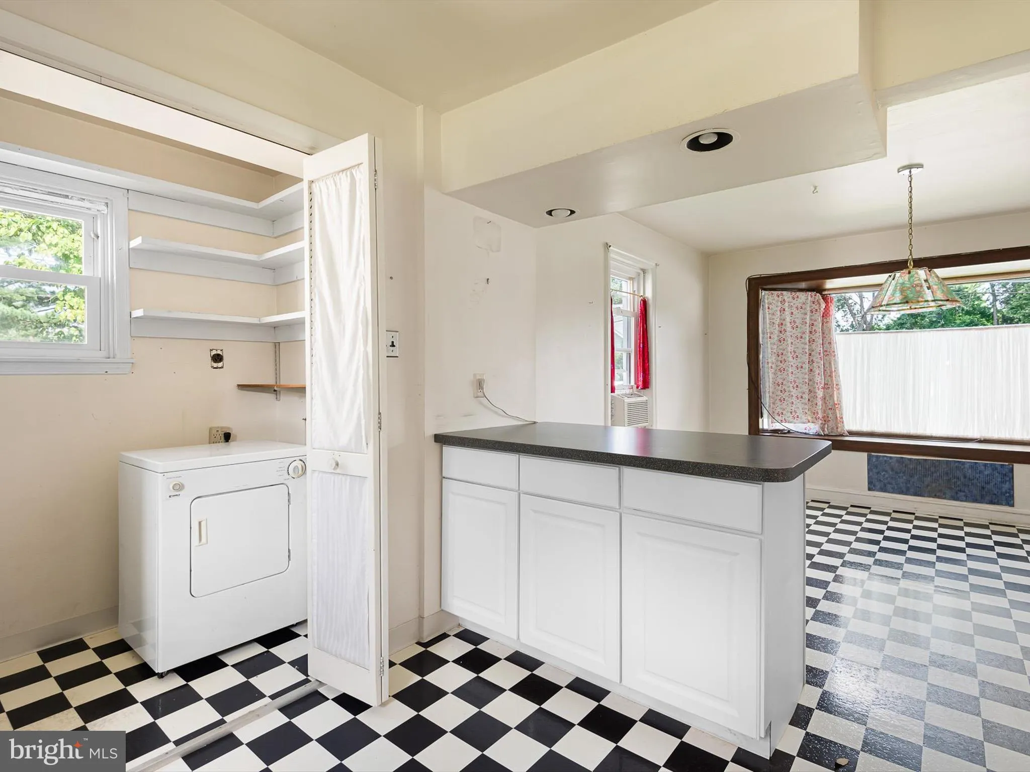 Wilmington, Delaware 19805, United States, 2 Bedrooms Bedrooms, ,2 BathroomsBathrooms,Residential,Coming Soon,176575