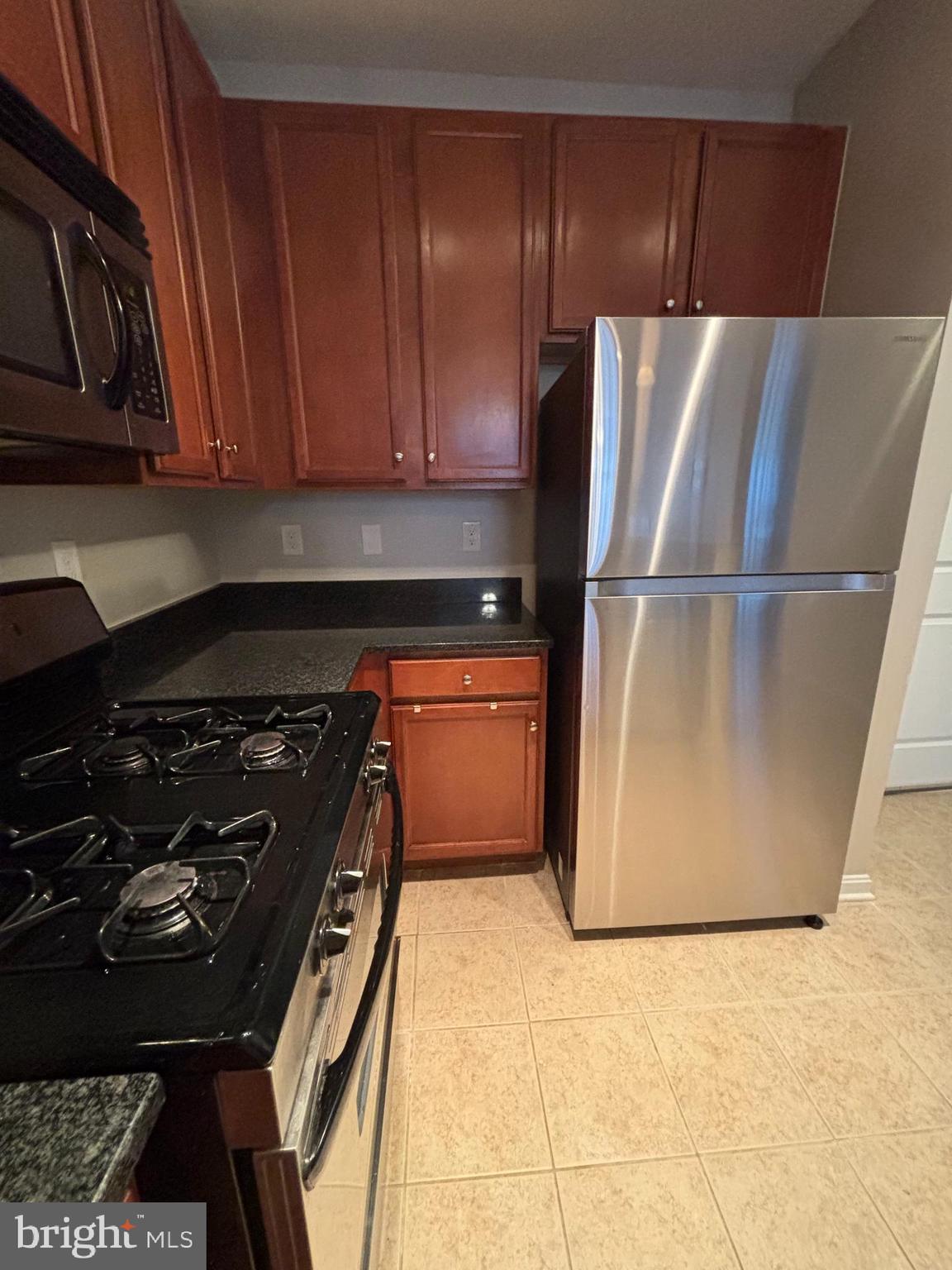 HALSTEAD AT THE METRO II - Residential