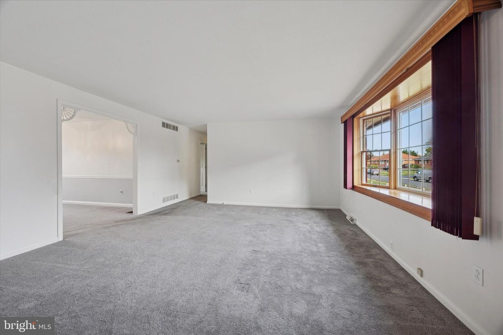 Photo of 1704 Walter Drive, WILMINGTON, DE 19810 (MLS # DENC2092016)