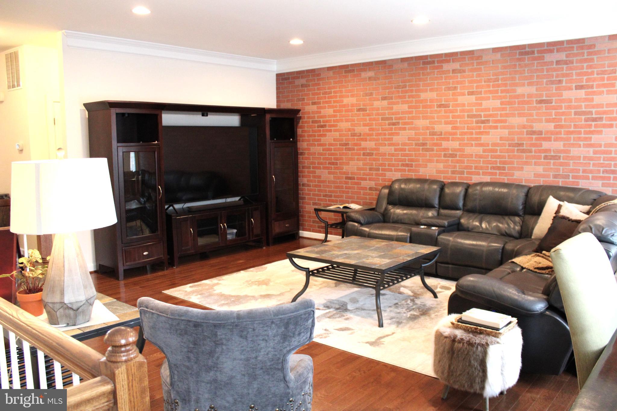 RIVER POINTE - Residential Lease