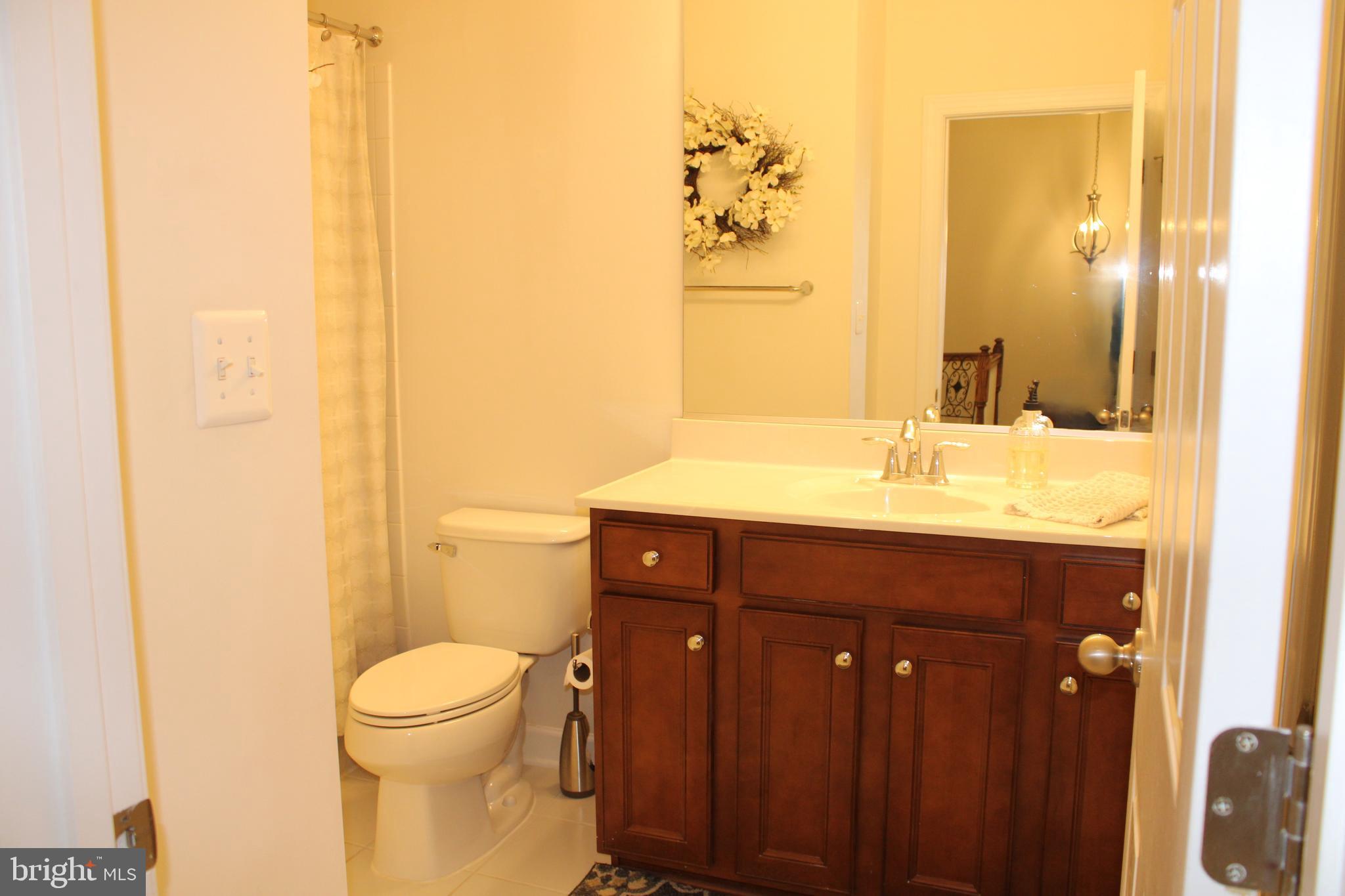 RIVER POINTE - Residential Lease