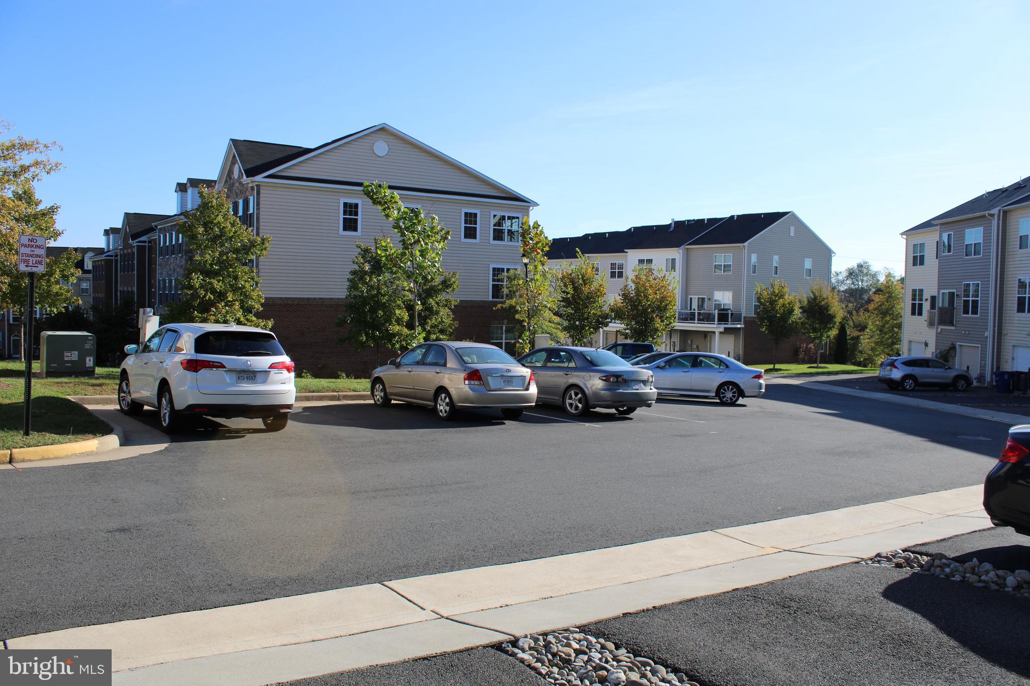 RIVER POINTE - Residential Lease