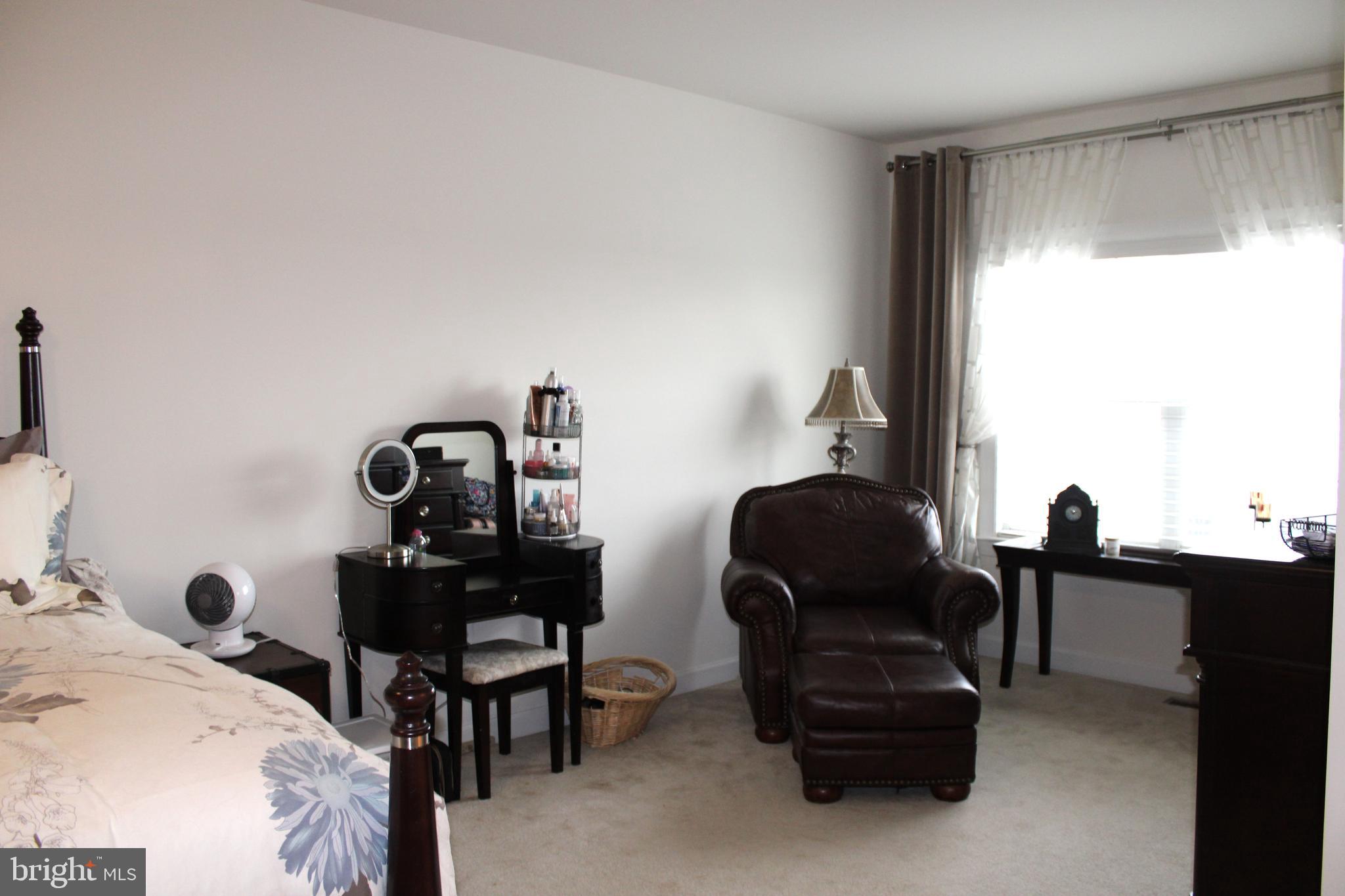 RIVER POINTE - Residential Lease