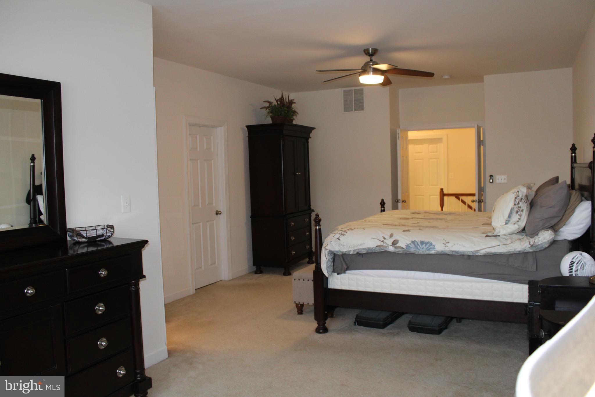 RIVER POINTE - Residential Lease