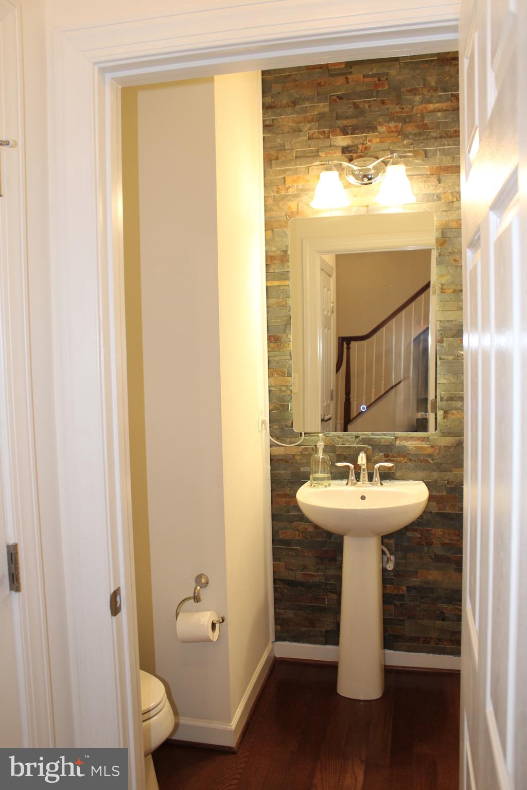 RIVER POINTE - Residential Lease