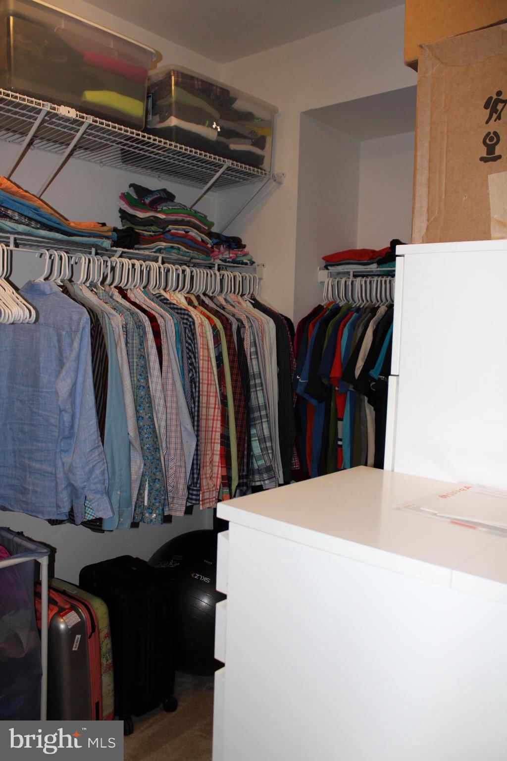 RIVER POINTE - Residential Lease