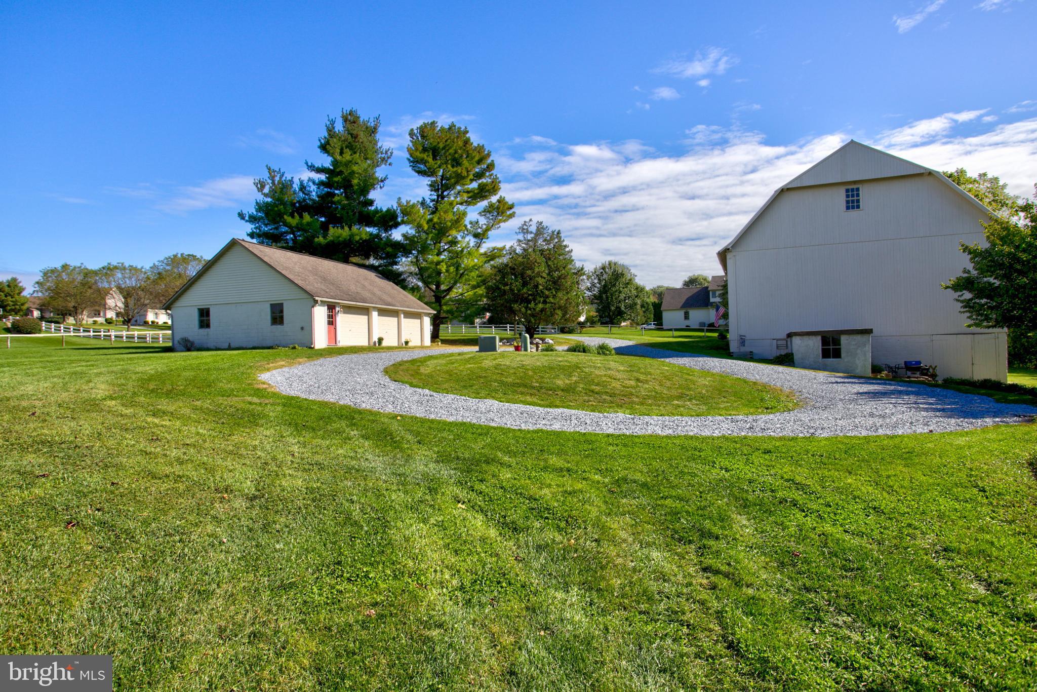 PINE HILL ESTATES - Residential